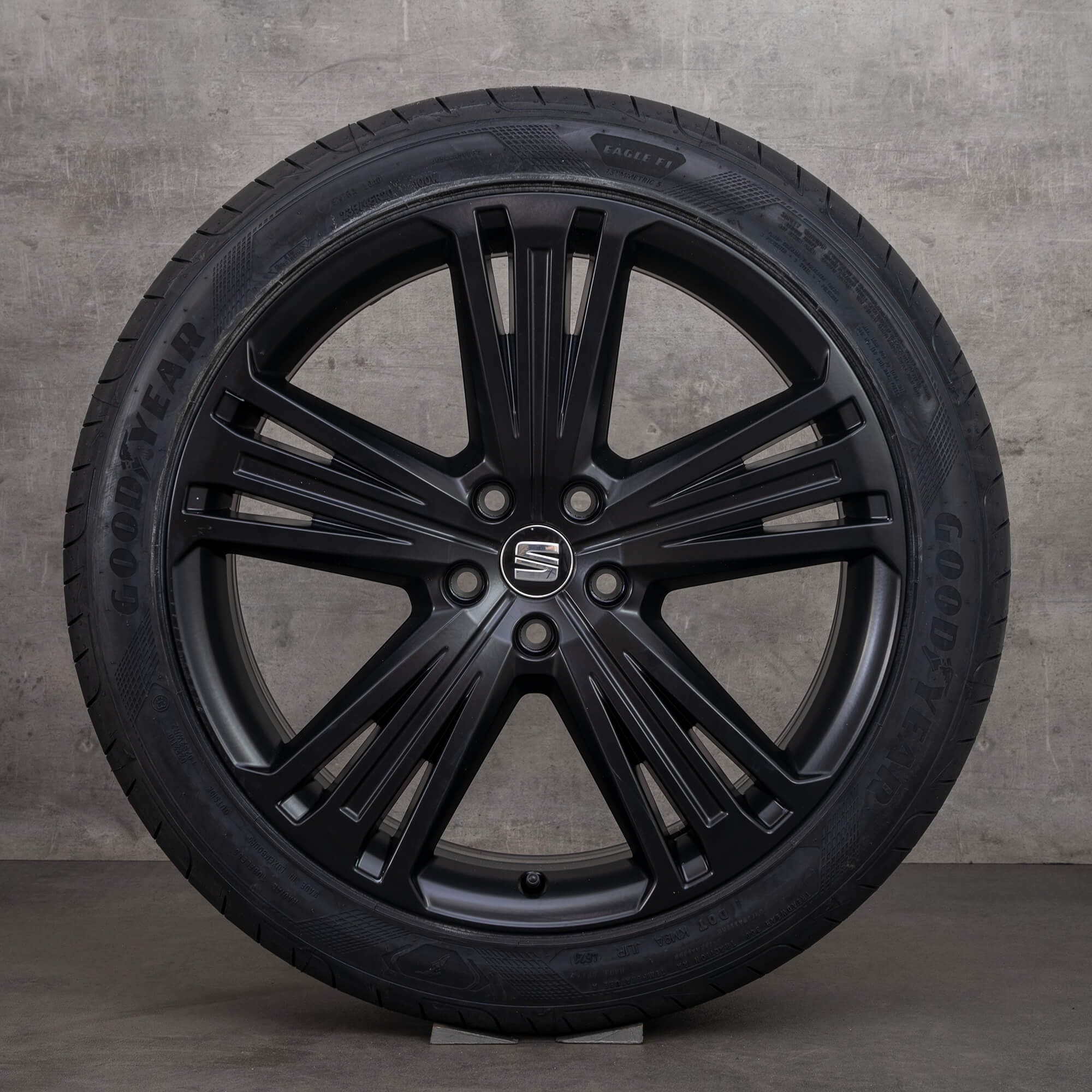 Seat Tarraco Surpreme kesäpyörät kesärenkaat 20 tuuman vanteet 5FJ601025B