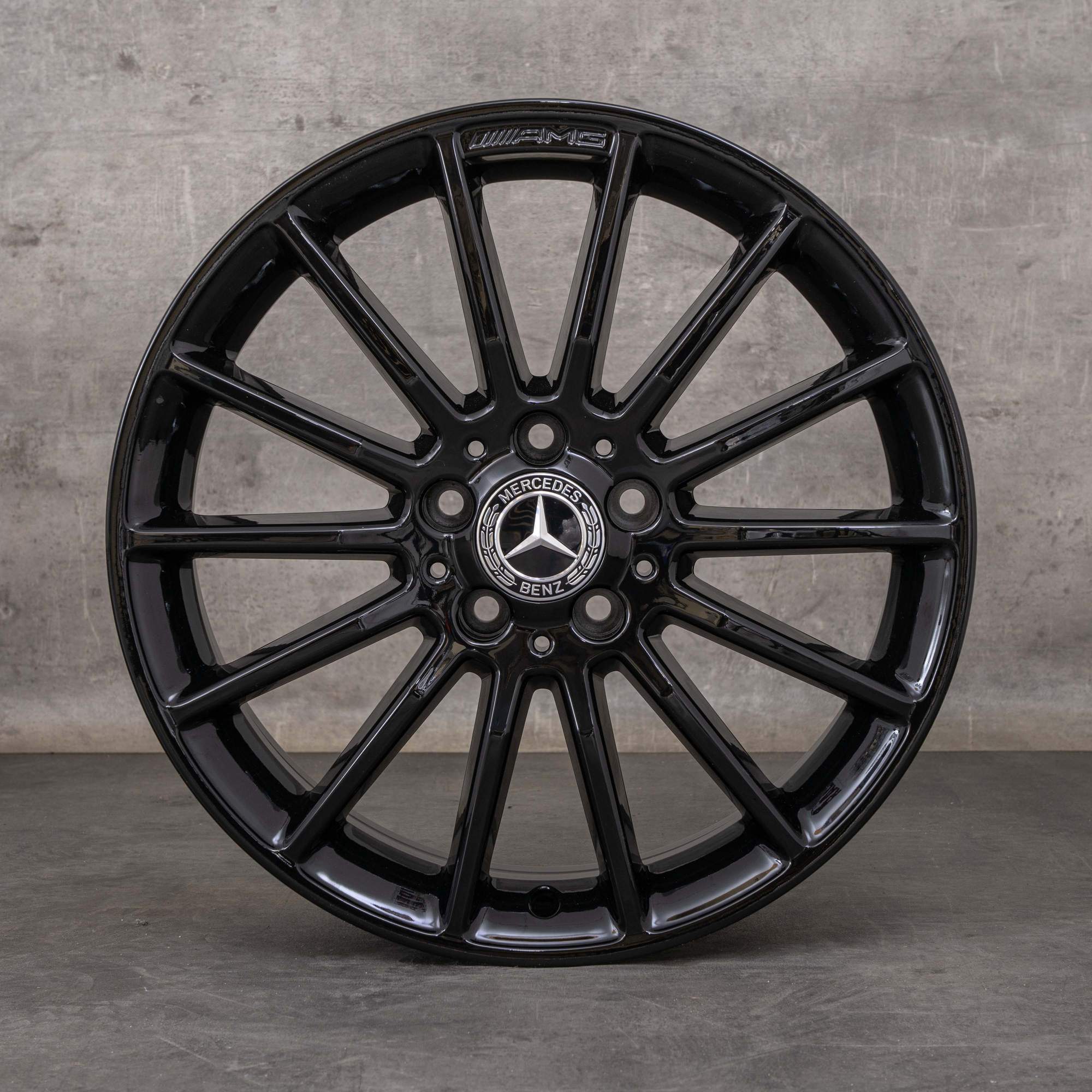 Original Mercedes Benz A B Klasse CLA AMG Felgen 18 Zoll W176 W246 C117 X117 A1764010200 schwarz glanz