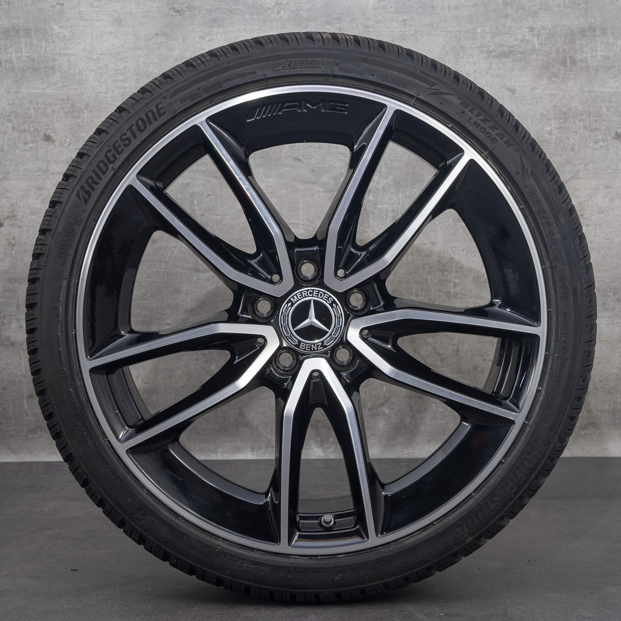 Mercedes Benz 19 cali felgi AMG Klasa A35 W177 opony zimowe koła NOWE