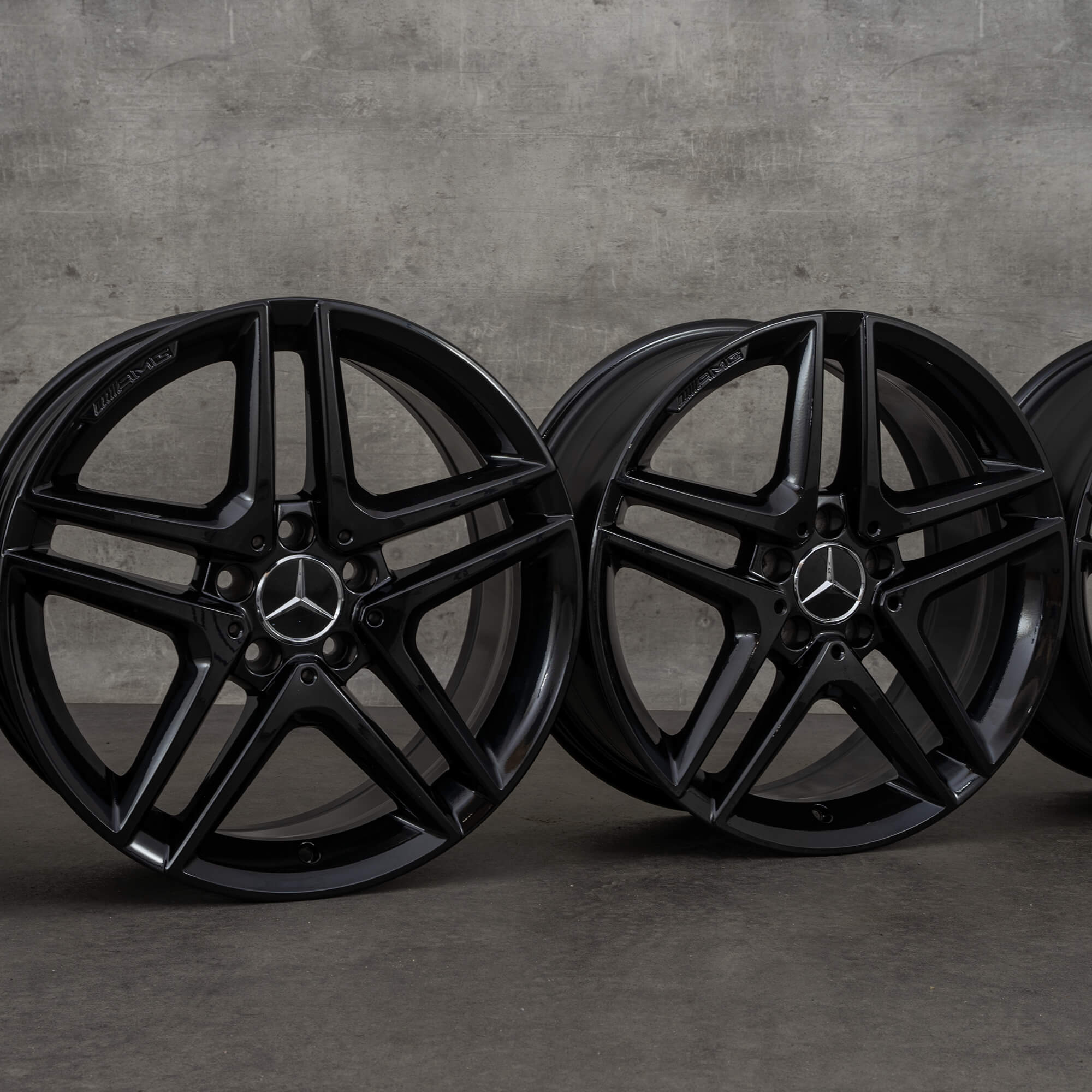 Jantes AMG 18 pouces Mercedes Benz Classe A W176 A45 AMG CLA45 & 250 Sport C117