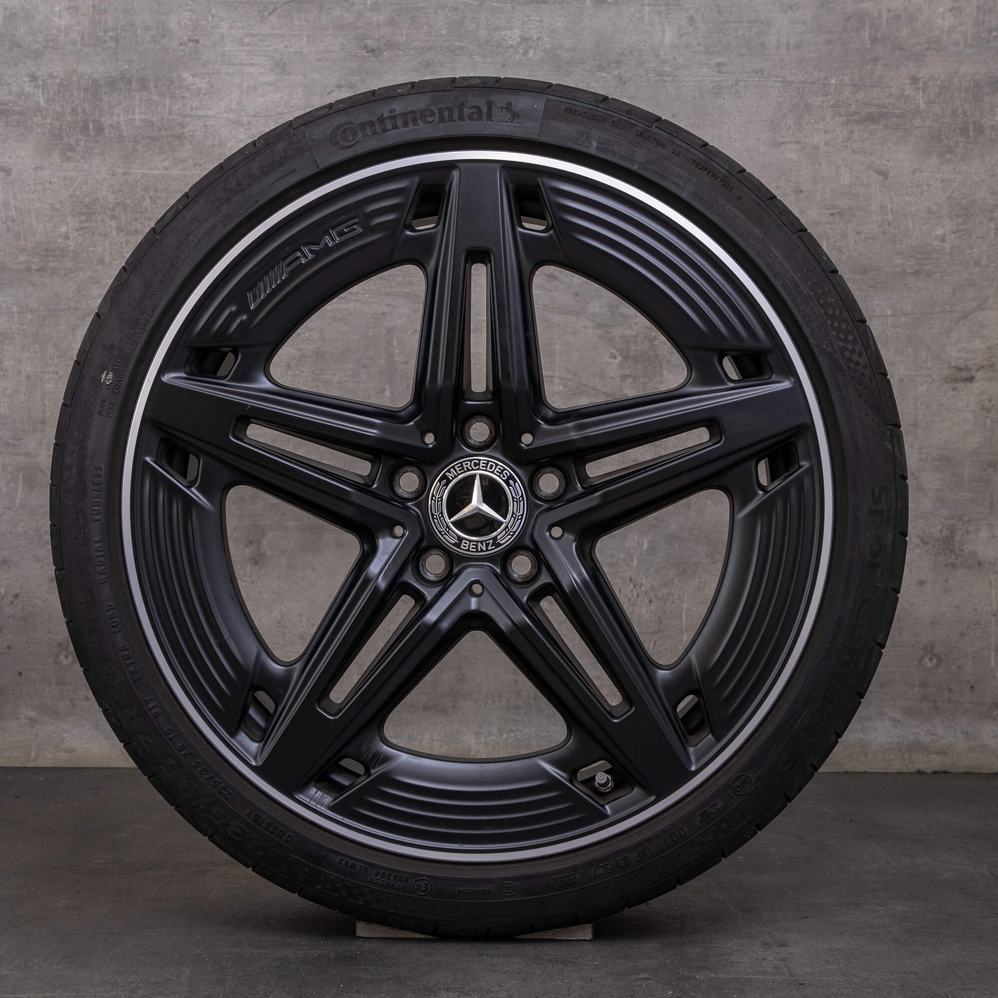 Oryginał Mercedes Benz Klasa A A35 AMG felgi 19 cali W177 V177 koła letnie A1774014400 czarny mat polerowane