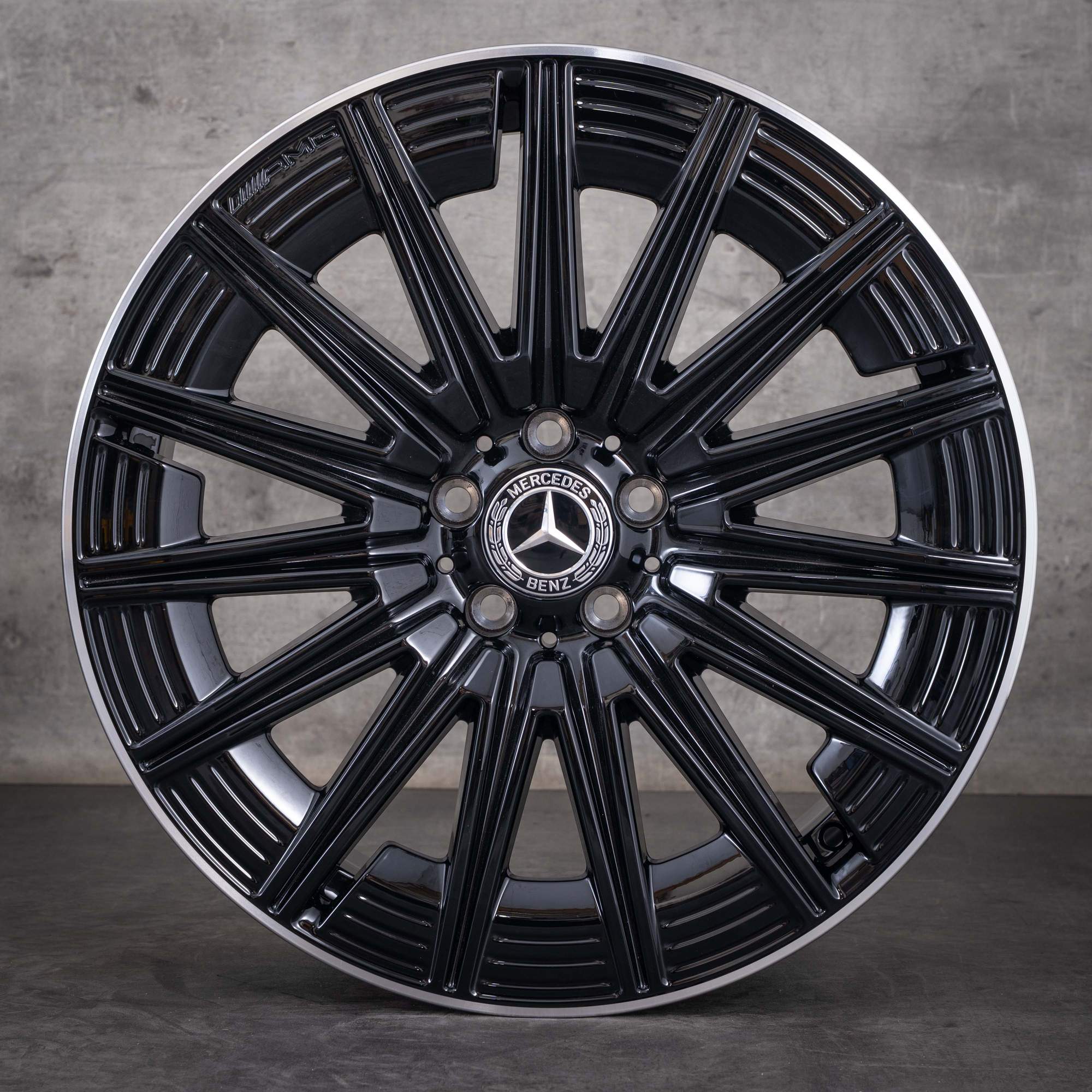 Alkuperäiset Mercedes-Benz GLA GLB AMG -vanteet 20 tuumaa H247 X247 A2474015200 mustat diamond cut