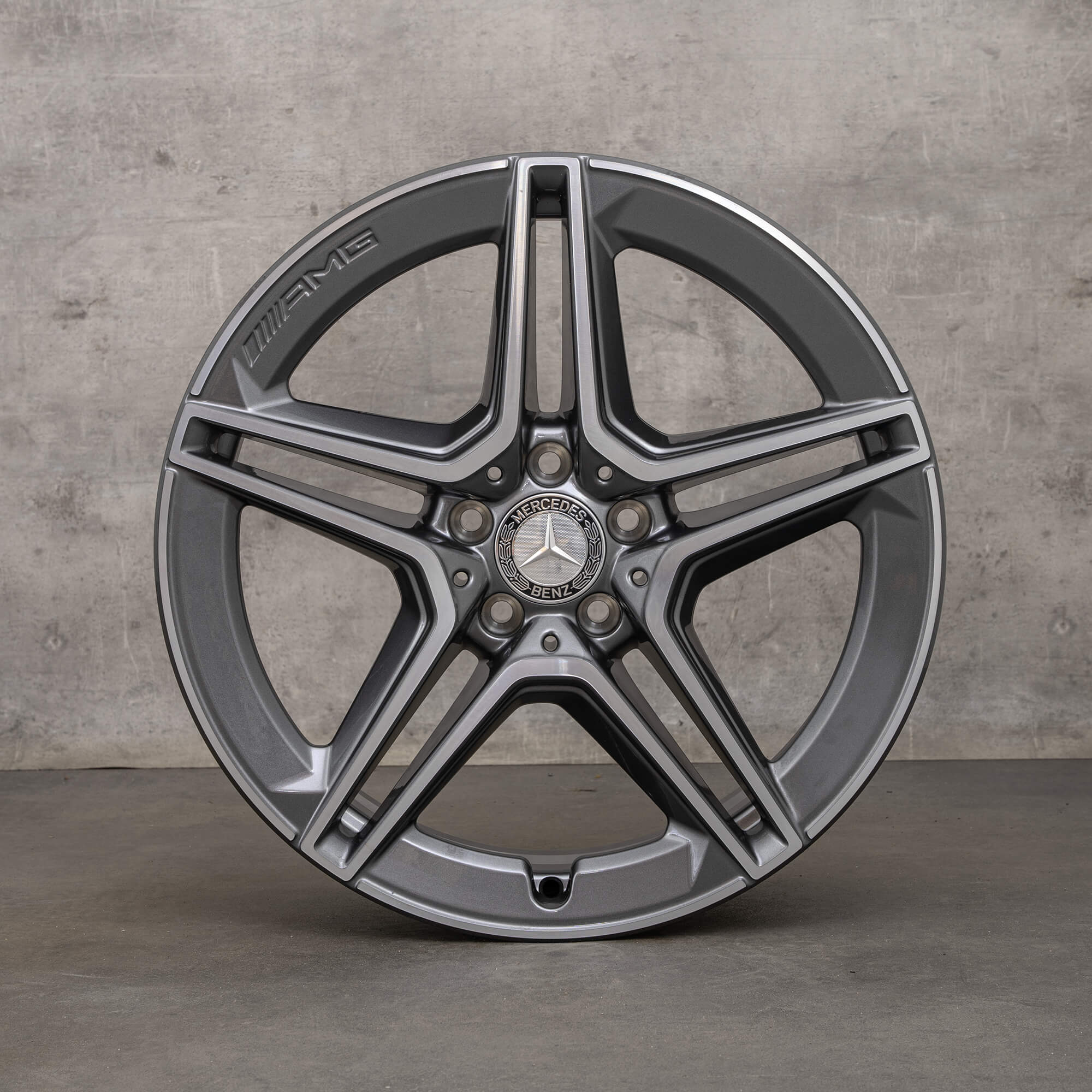 T Mercedes-Benz AMG 19インチ ホイールセット AMG Mercedes Benz CLS C257 W257 19 inch rims A2574011500 NEW