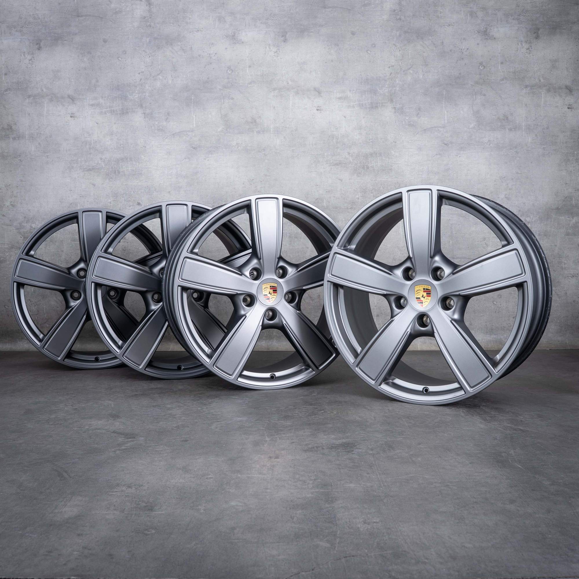 Alkuperäiset Porsche Cayenne 20 tuuman vanteet 9YA E3 9Y0601025BP 9Y0601025BQ Sport Classic platina hopea matta