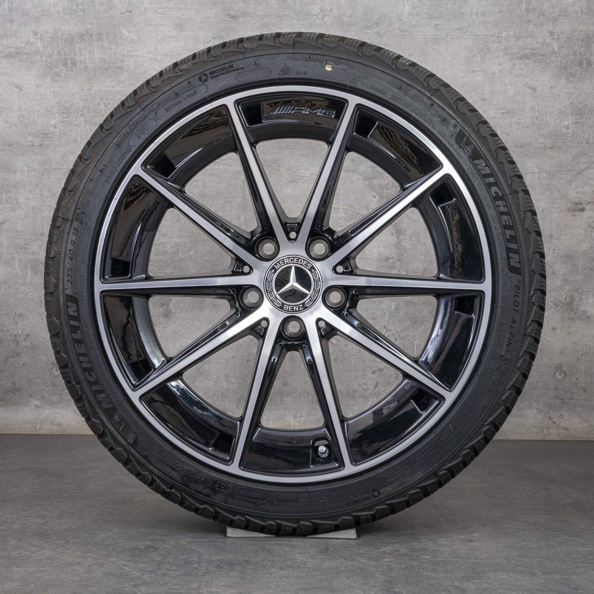 Oryginał Mercedes Benz Klasa A A35 AMG 4Matic felgi 18 cali W177 V177 koła letnie A1774014300 czarne Polerowane