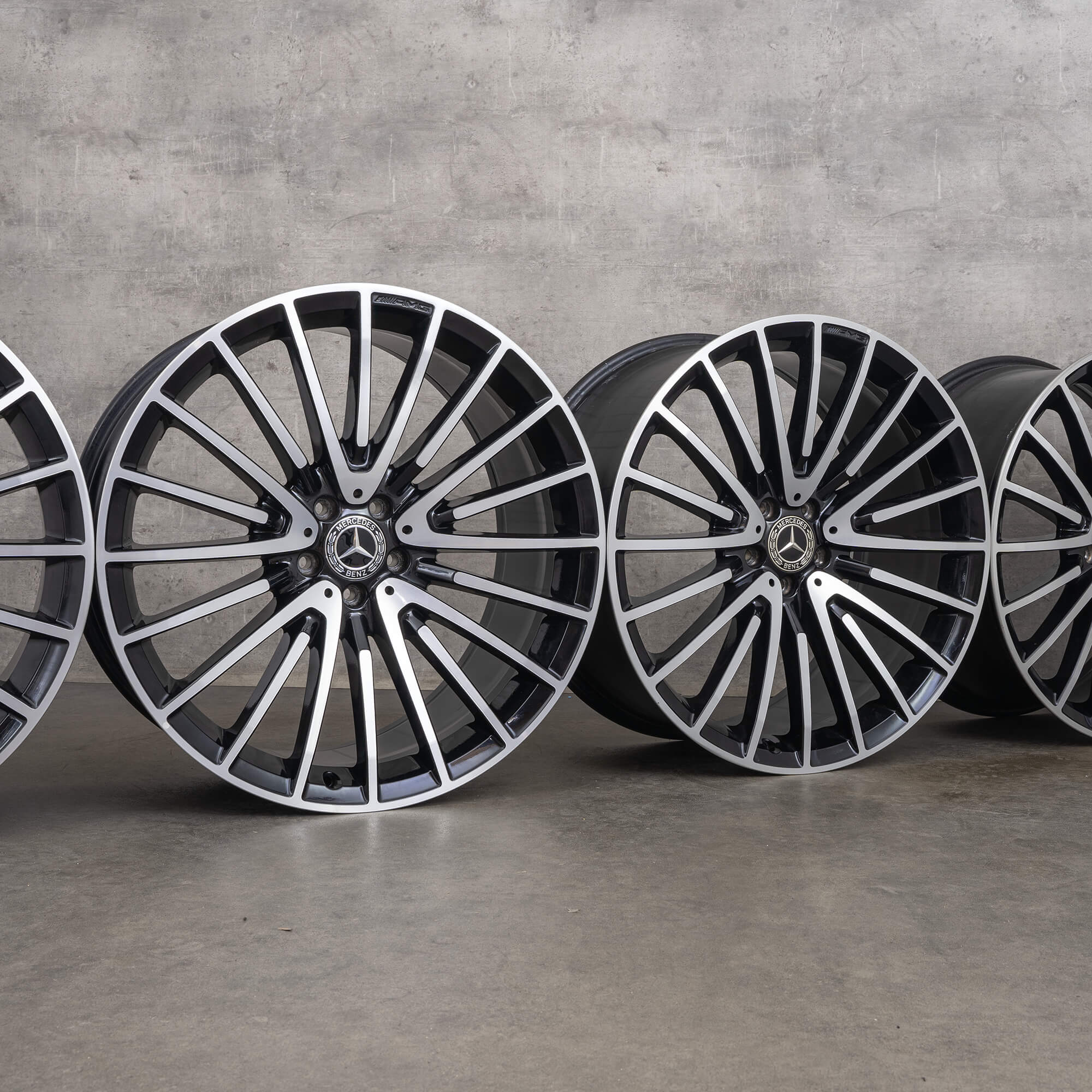 OEM Mercedes Benz GLS 63 AMG rims 22 inch X166 A1664013300 black high-sheen turned