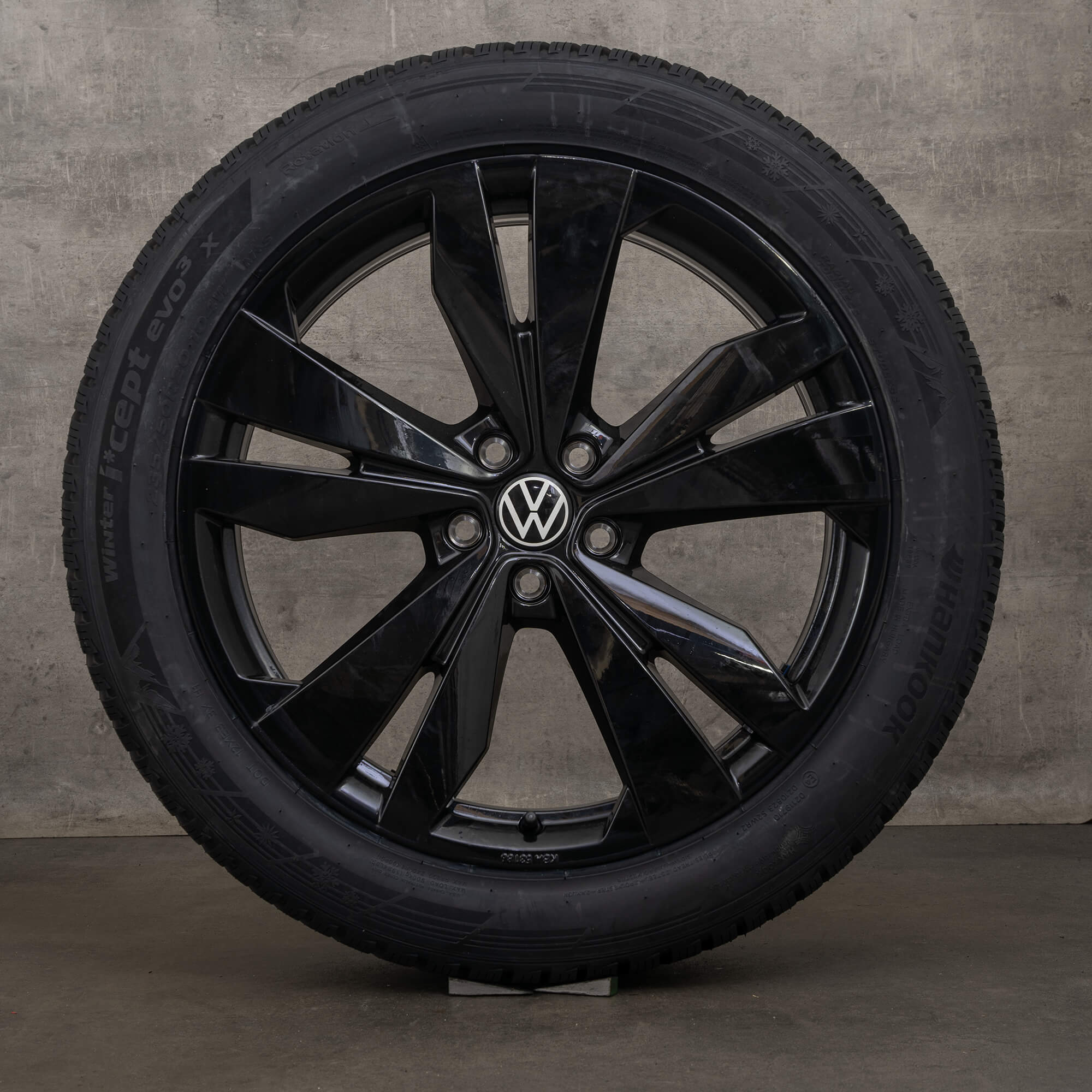 Alkuperäiset VW ID.4 ID.5 talvirenkaat 20 tuuman E2 vanteet Loen 11A071490 musta UUTUUS