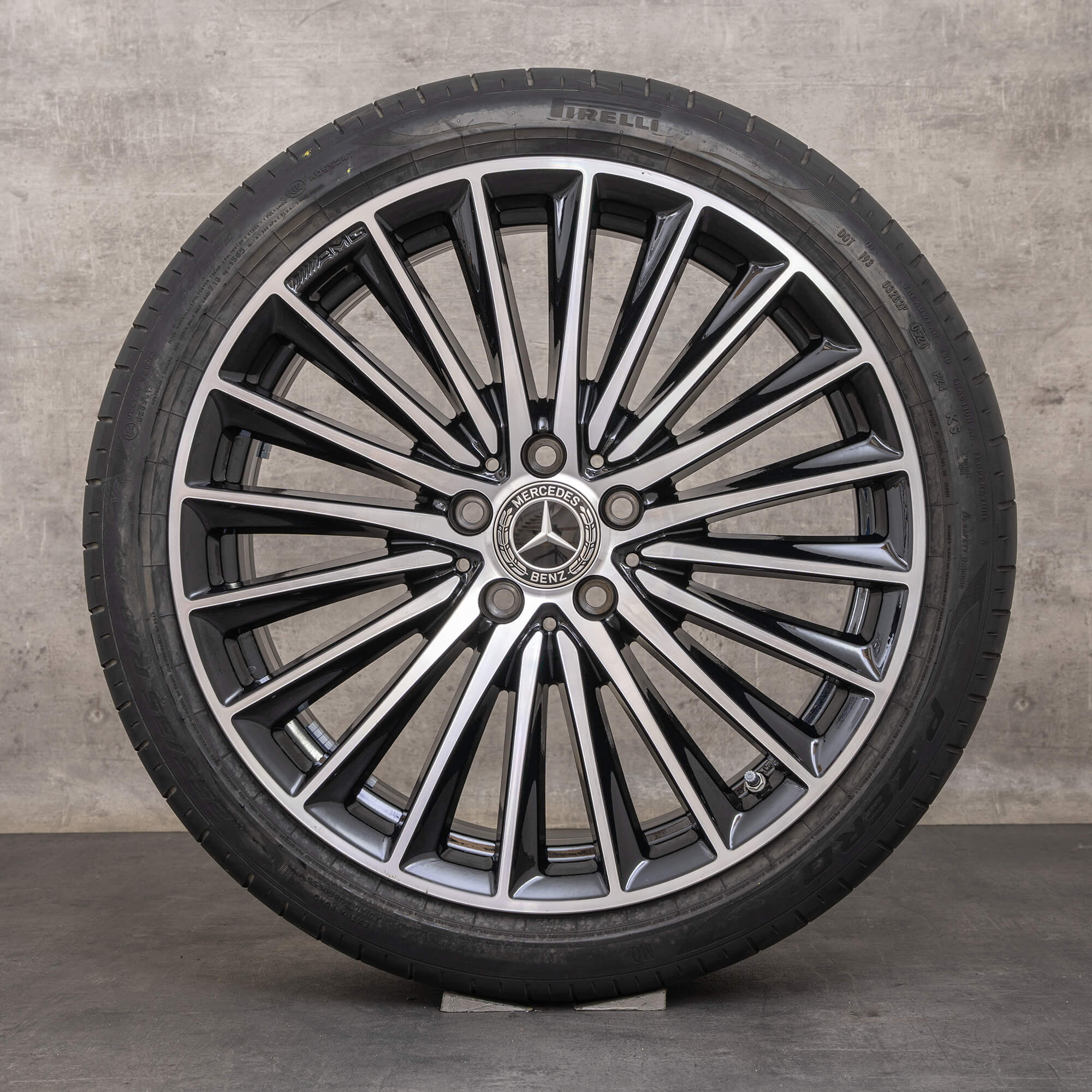 Originale Mercedes Benz C-Klasse AMG fælge 19 tommer W206 S206 sommerhjul A2064011900 A2064012000 sort blank drejet