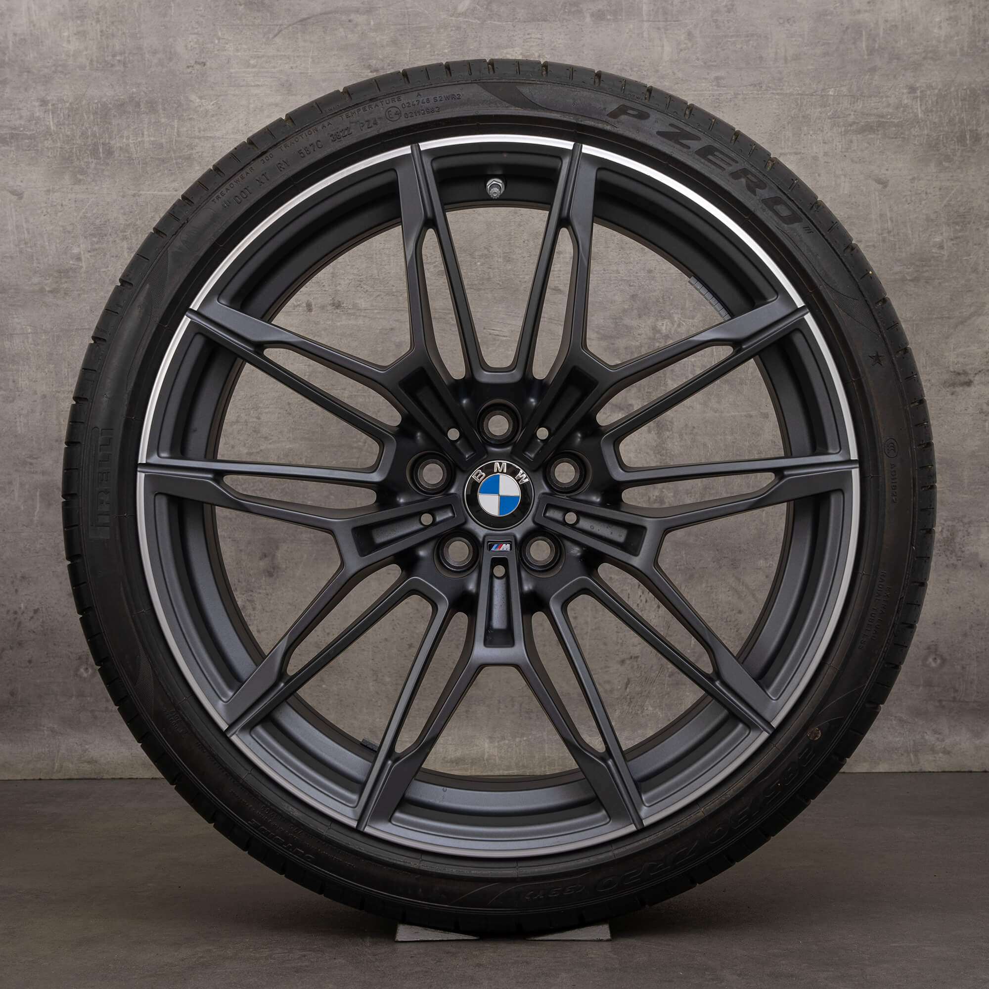 Originální BMW M2 G87 M3 G80 G81 M4 G82 G83 19 20 palcové zimni pneumatiky 825 M