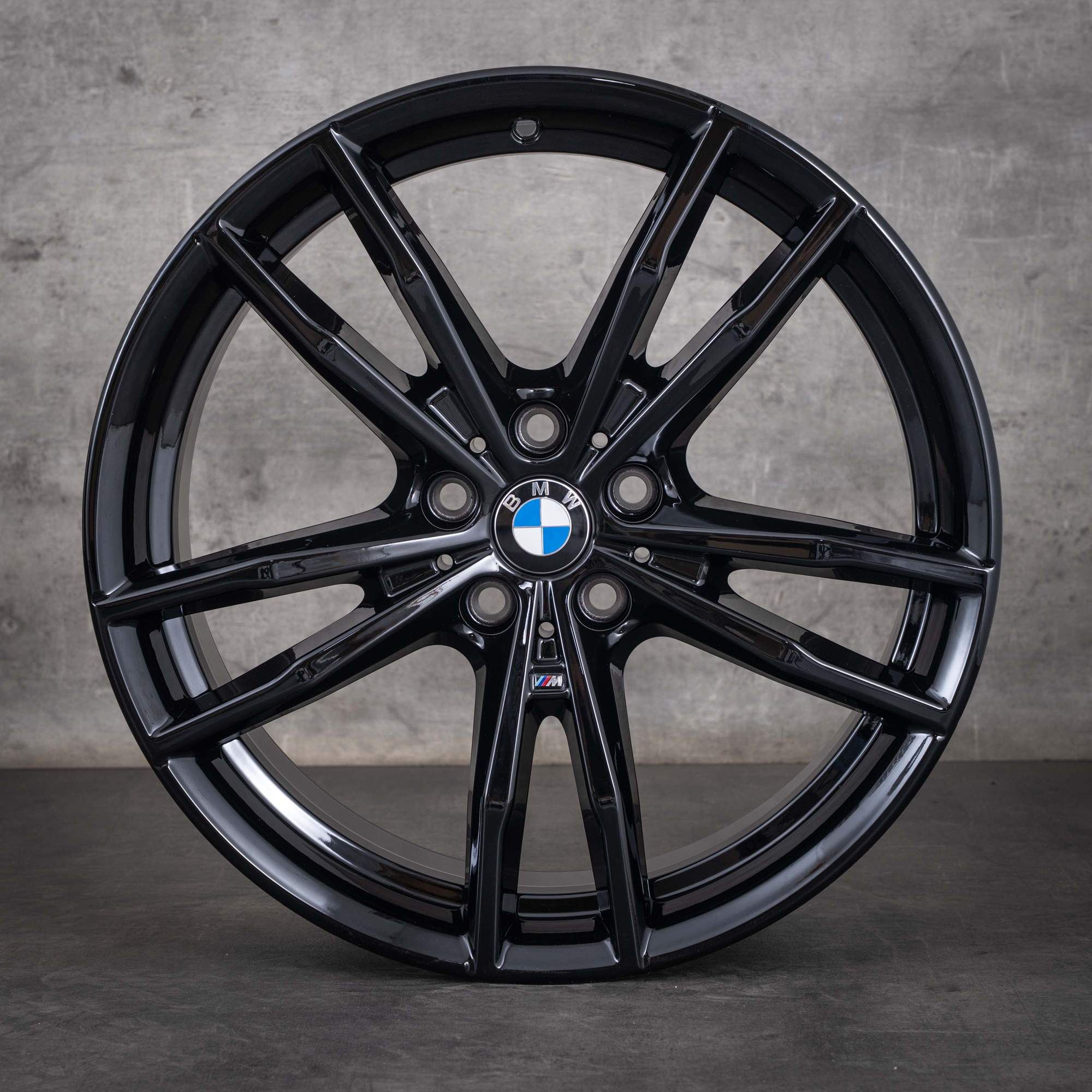 Alkuperäiset BMW 2-sarjan, 3-sarjan ja 4-sarjan 19 tuuman vanteet G42, G20, G21, G22, G23 Styling 791 M 8090094 8090095 kiiltävä musta