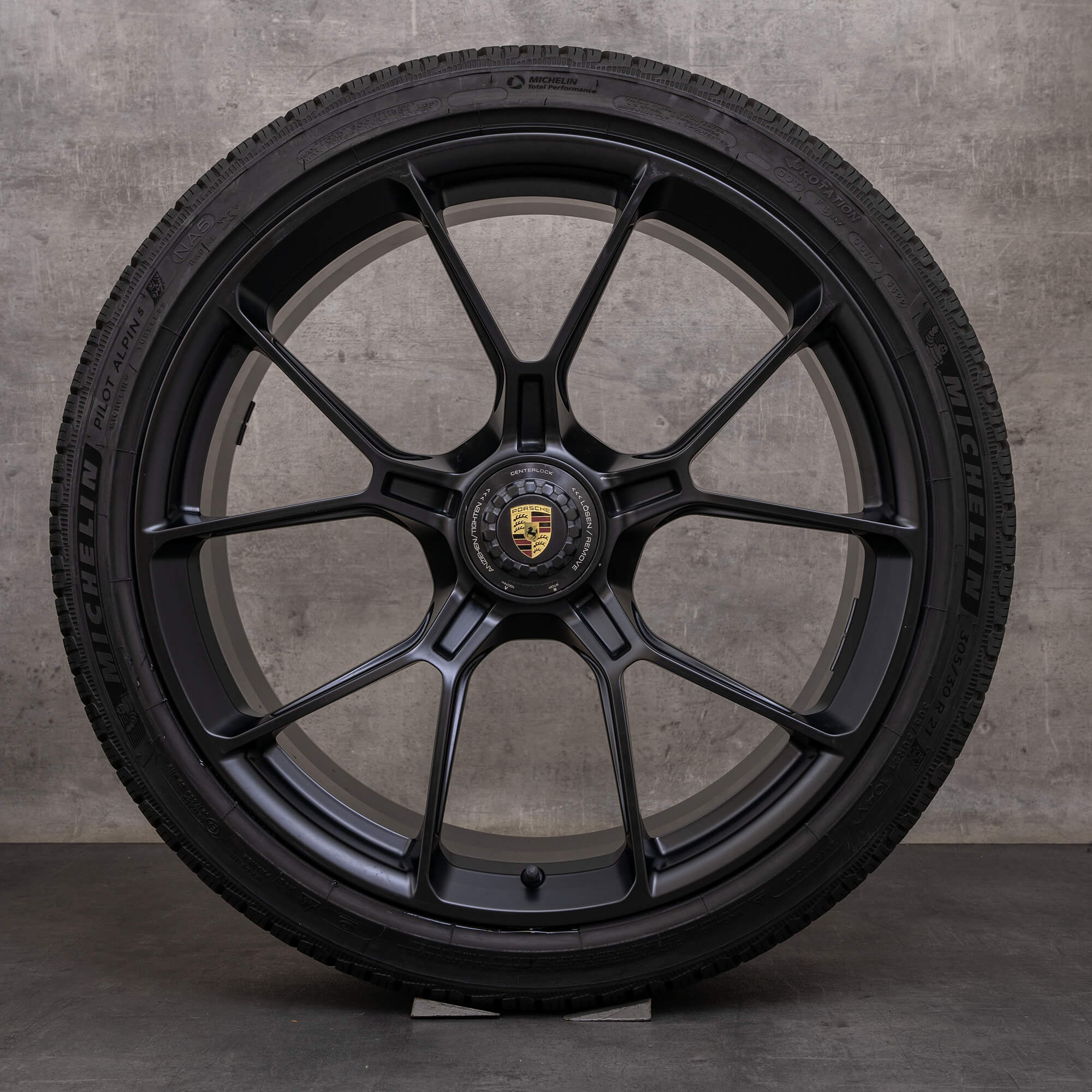 Originální zimní pneumatiky s disky Porsche 911 20 21palcové 992 I GT3 & RS 9GT601025B 9GT601025C černé matné NOVÉ