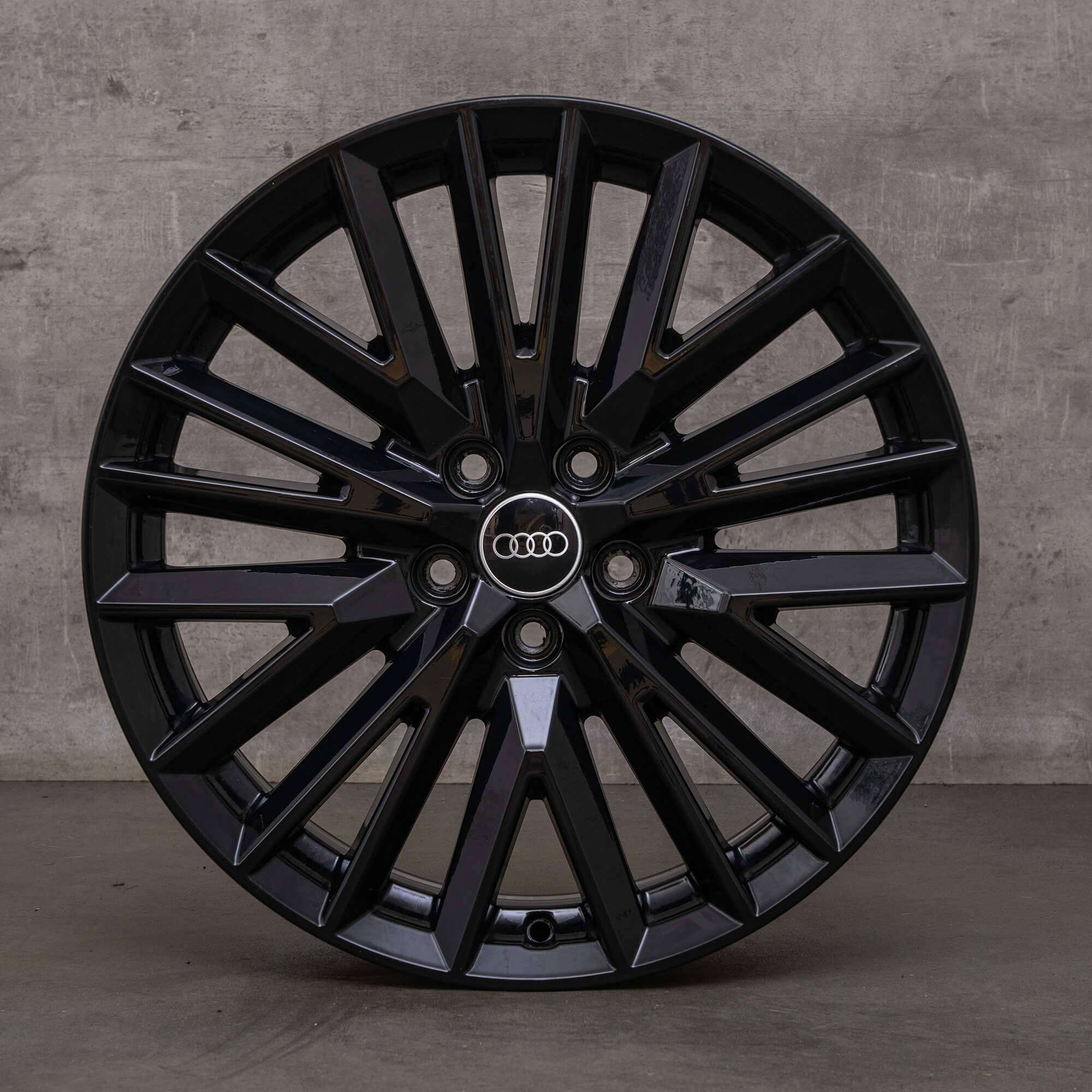 Original Audi Q3 Jantes 19 pouces II F3 Alu 83A601025L noir