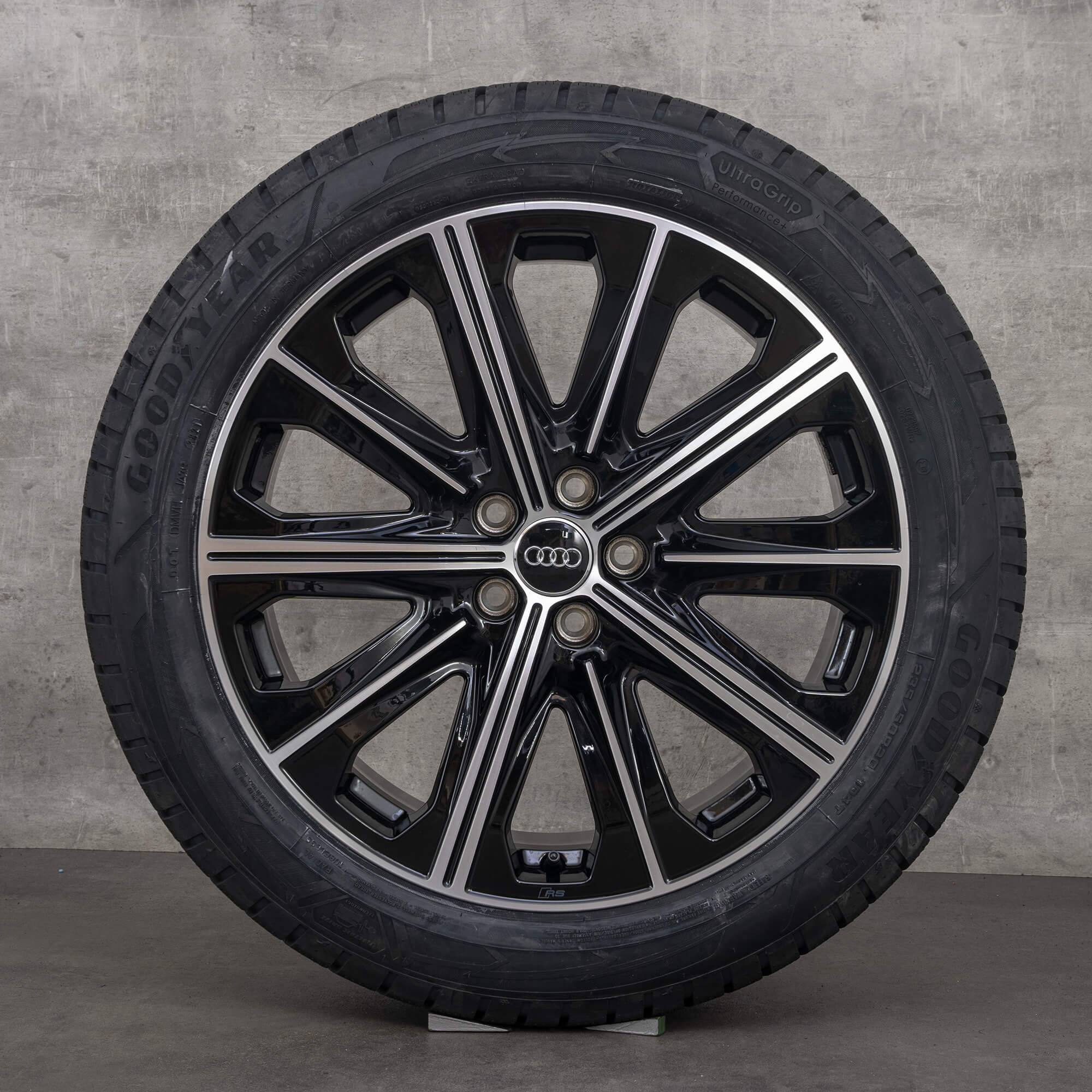 Cerchi Audi 20 pollici Q4 e-tron Sportback cerchi in alluminio pneumatici