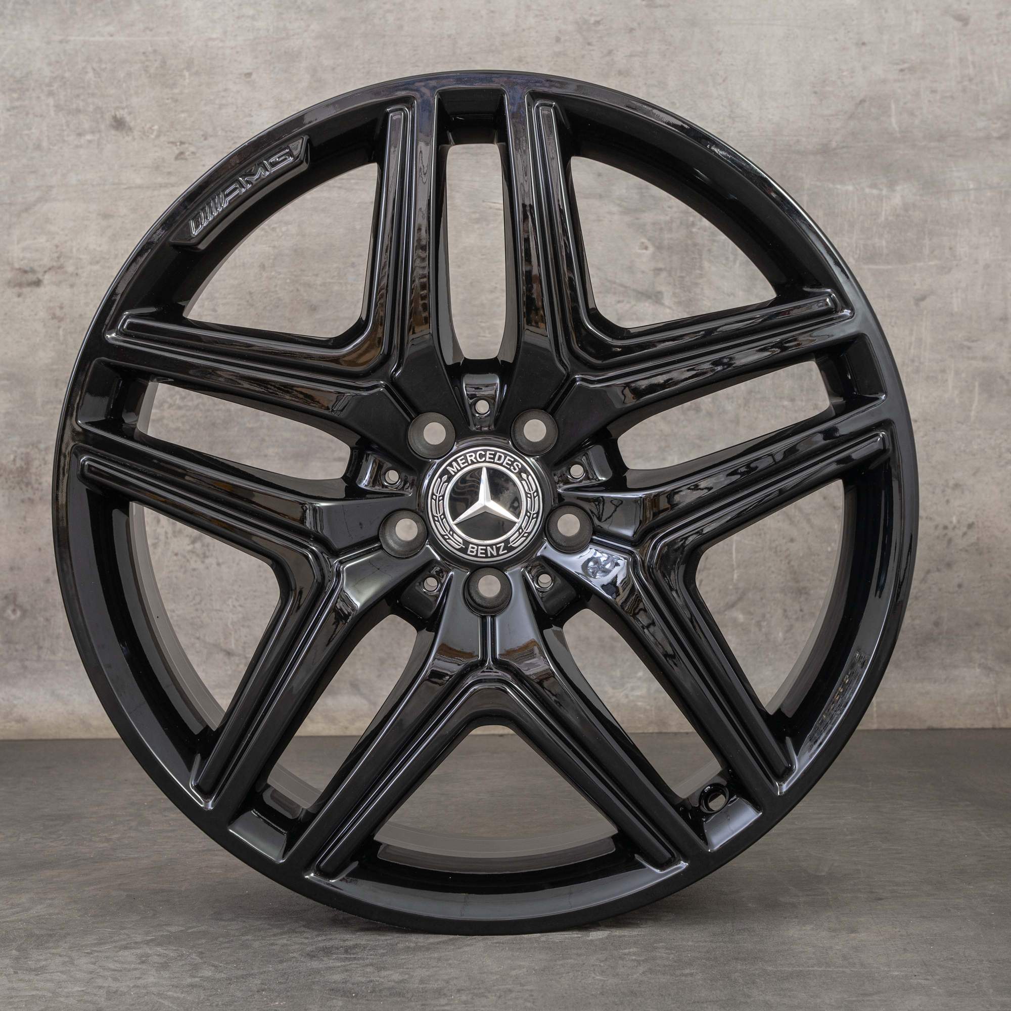 Oryginał Mercedes Benz GLA GLB 35 45 Felgi 20 cali X247 H247 A2474012000 czarny błyszczący
