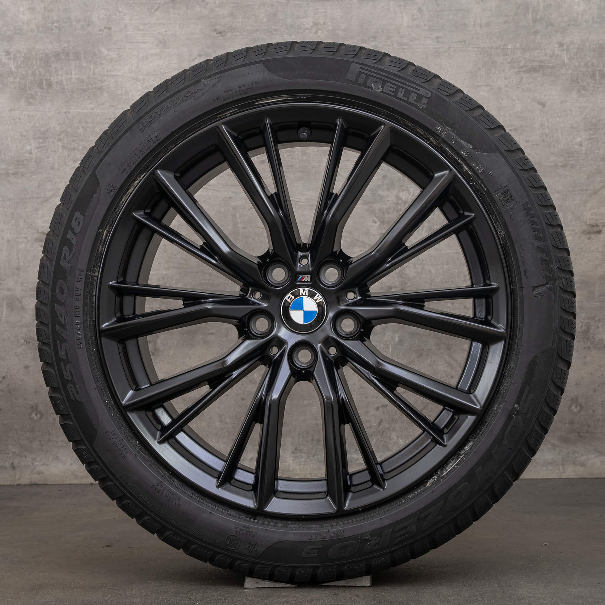 BMW 2-serie G42 3-serie G20 G21 4-serie G22 G23 komplette vinterhjul 796 M 18
