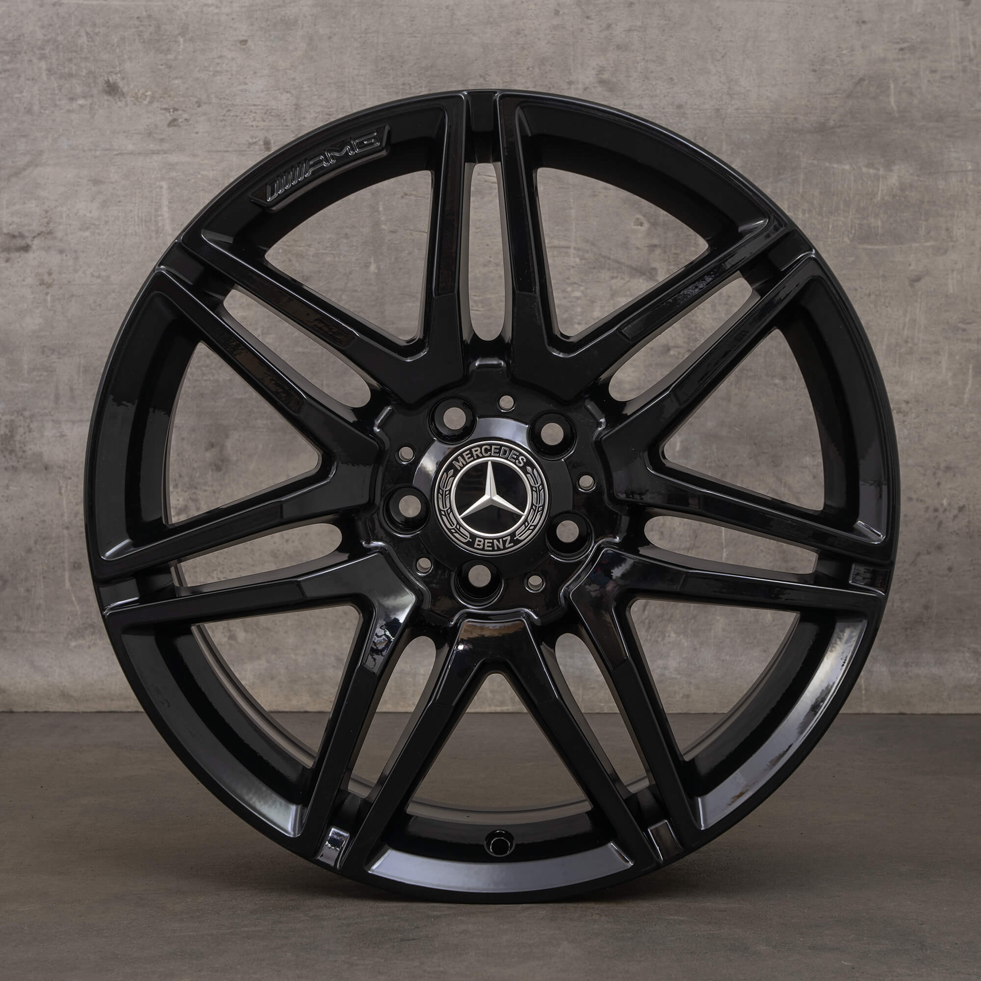 Original Mercedes E Class C207 A207 19 inch rims A2124011900 black