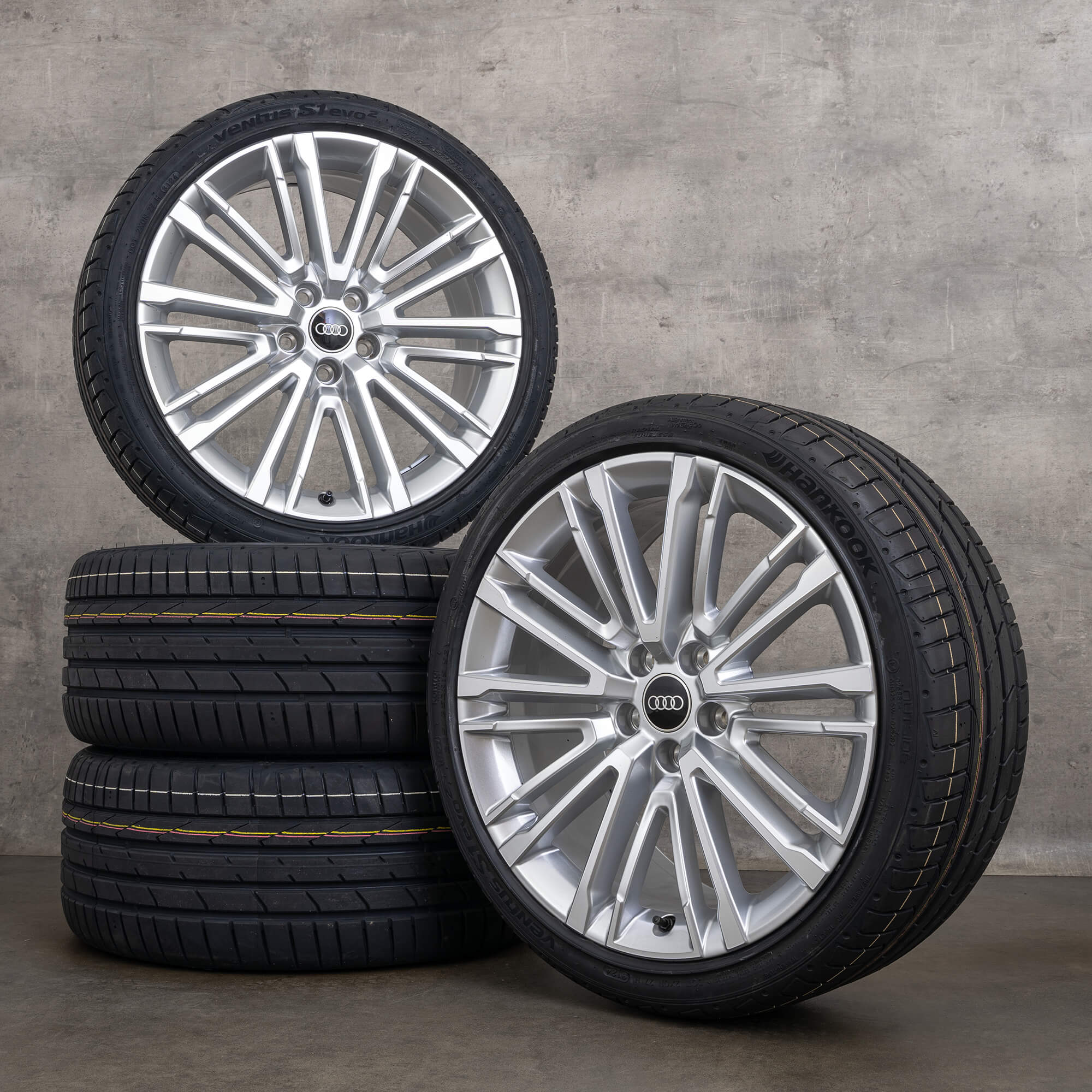 Original Audi A4 S4 Jantes 19 pouces 8W B9 Roues d'été 8W0601025BE argent brillant