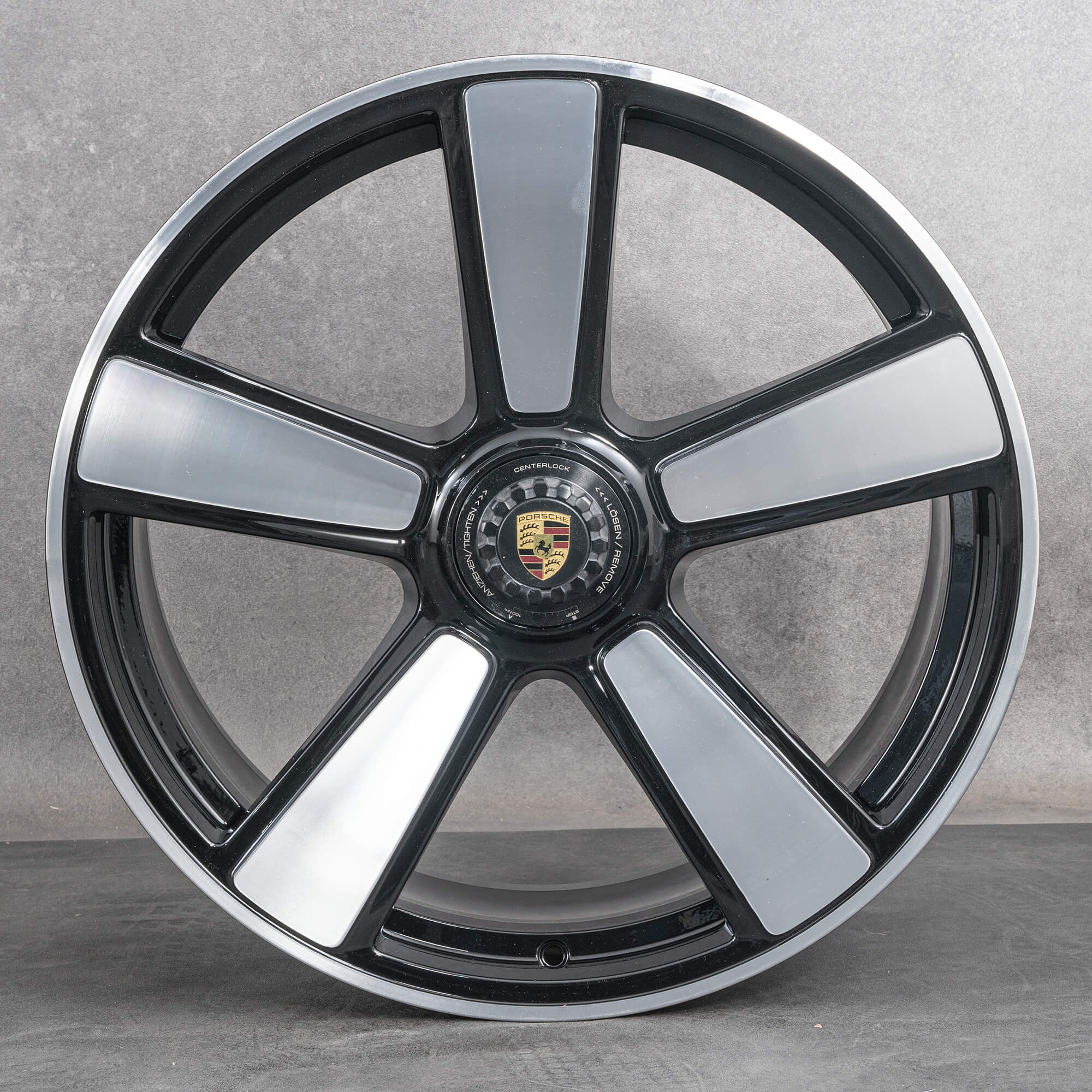 OEM Porsche 992.1 Turbo S Wheels 911 50 Years Sport Classic 992601025DQ New