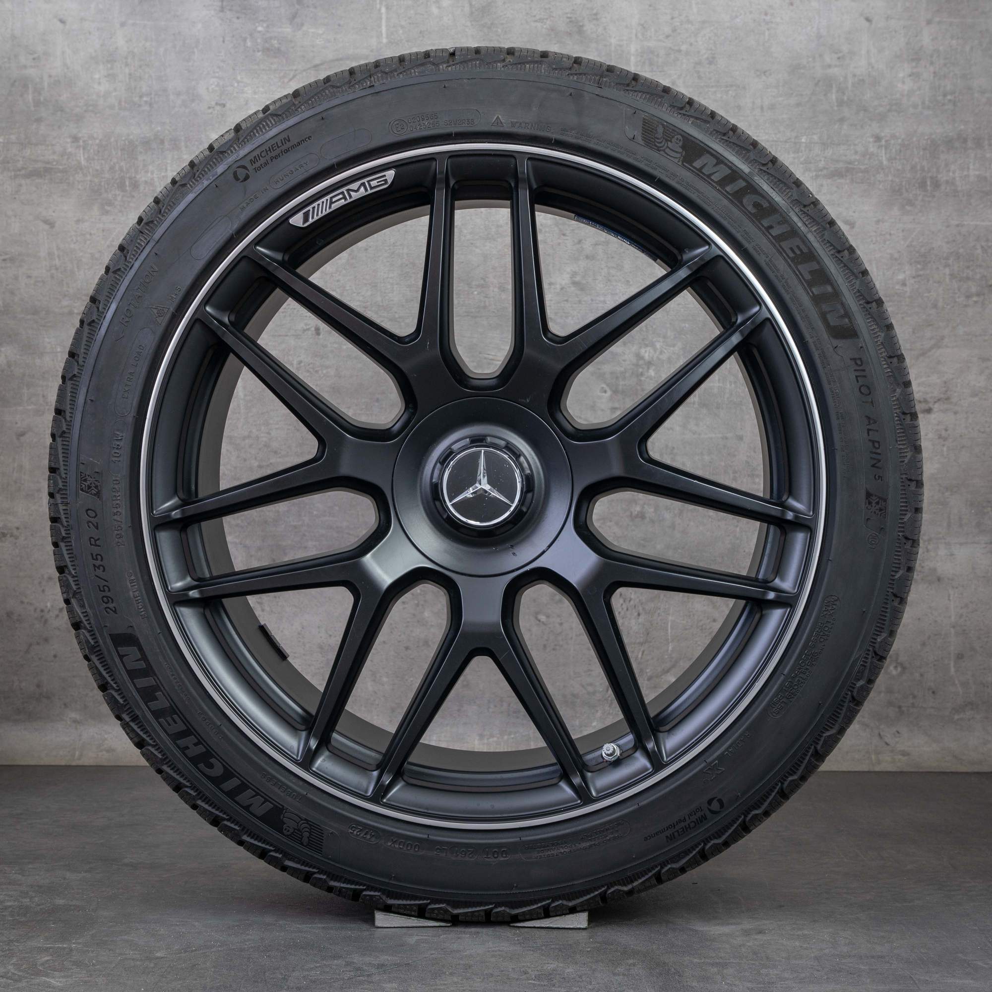 Alkuperäiset Mercedes Benz E-sarjan E63 & S AMG talvirenkaat 20 tuuman W213 S213 vanteet A2134013000 A2134013100 mustat mattapintaiset kiillotetut