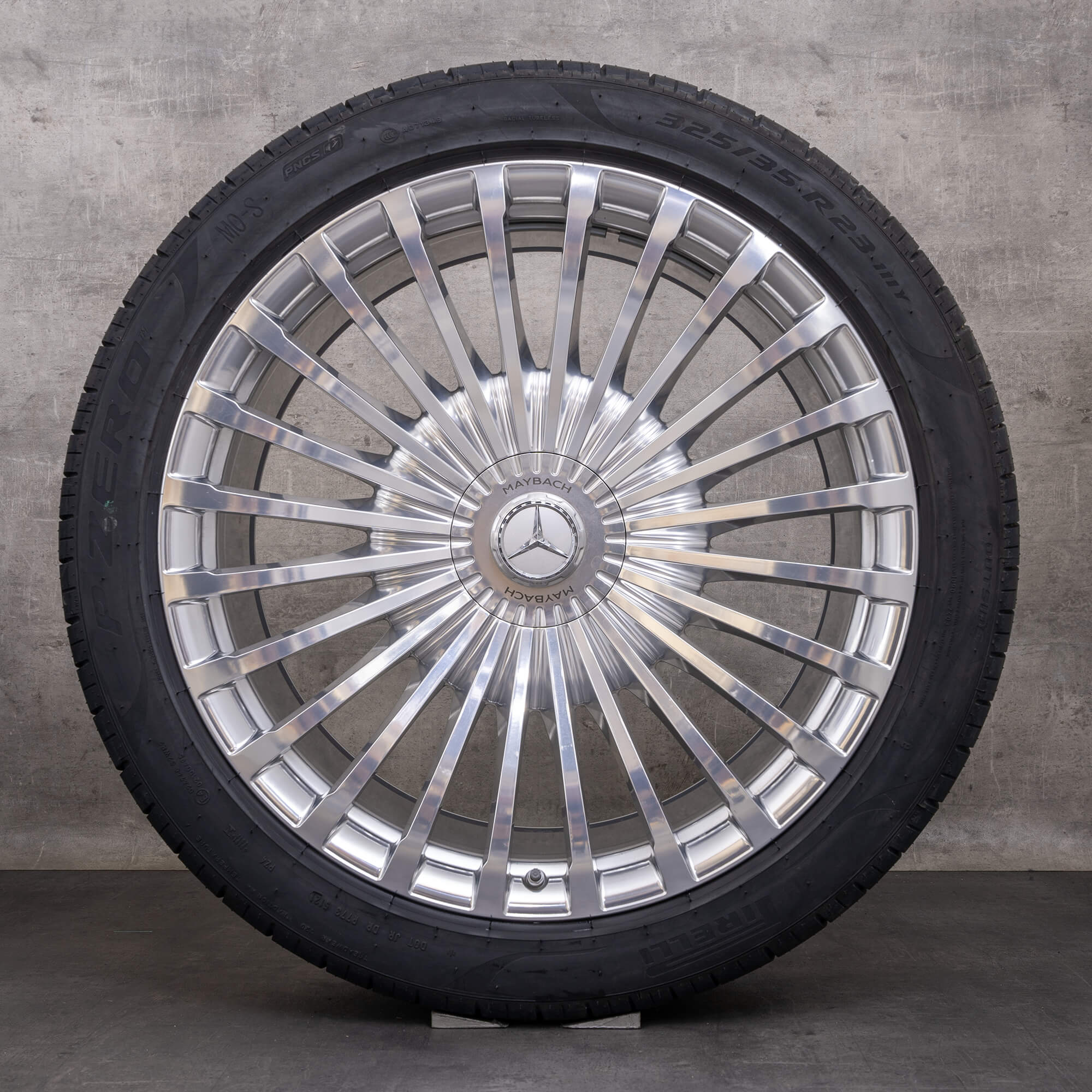 Orijinal MAYBACH GLS 600 jantlar 23 inç X167 yaz jant lastikleri A1674011600 A1674011700 krom