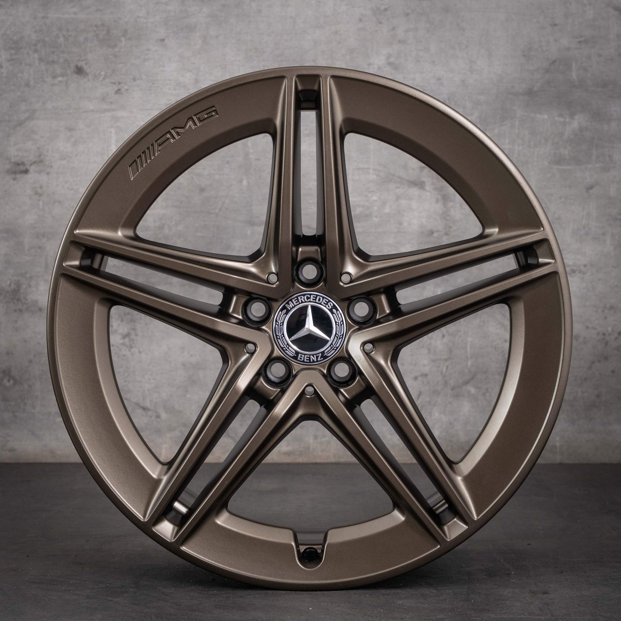 Originální disky Mercedes-Benz Třídy A A 45 CLA 45 AMG 19 palců W177 X118 C118 A1774012300 matná bronzová