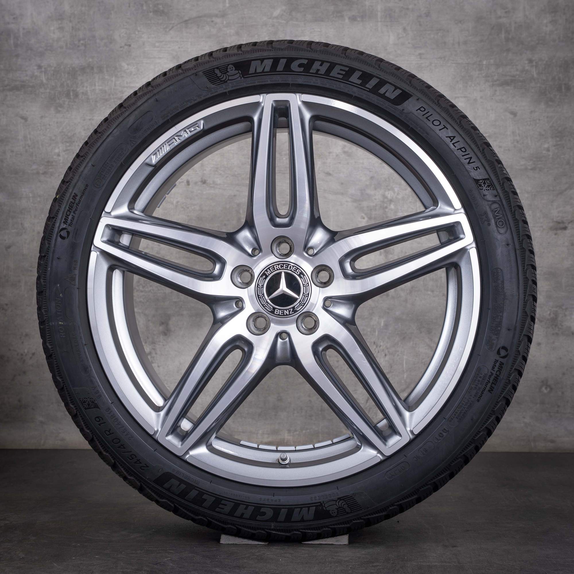 Original Mercedes Benz E-Klasse AMG Winterräder 19 Zoll W213 S213 C238 A238 Felgen A2134012000 himalaya grey front glanzgedreht