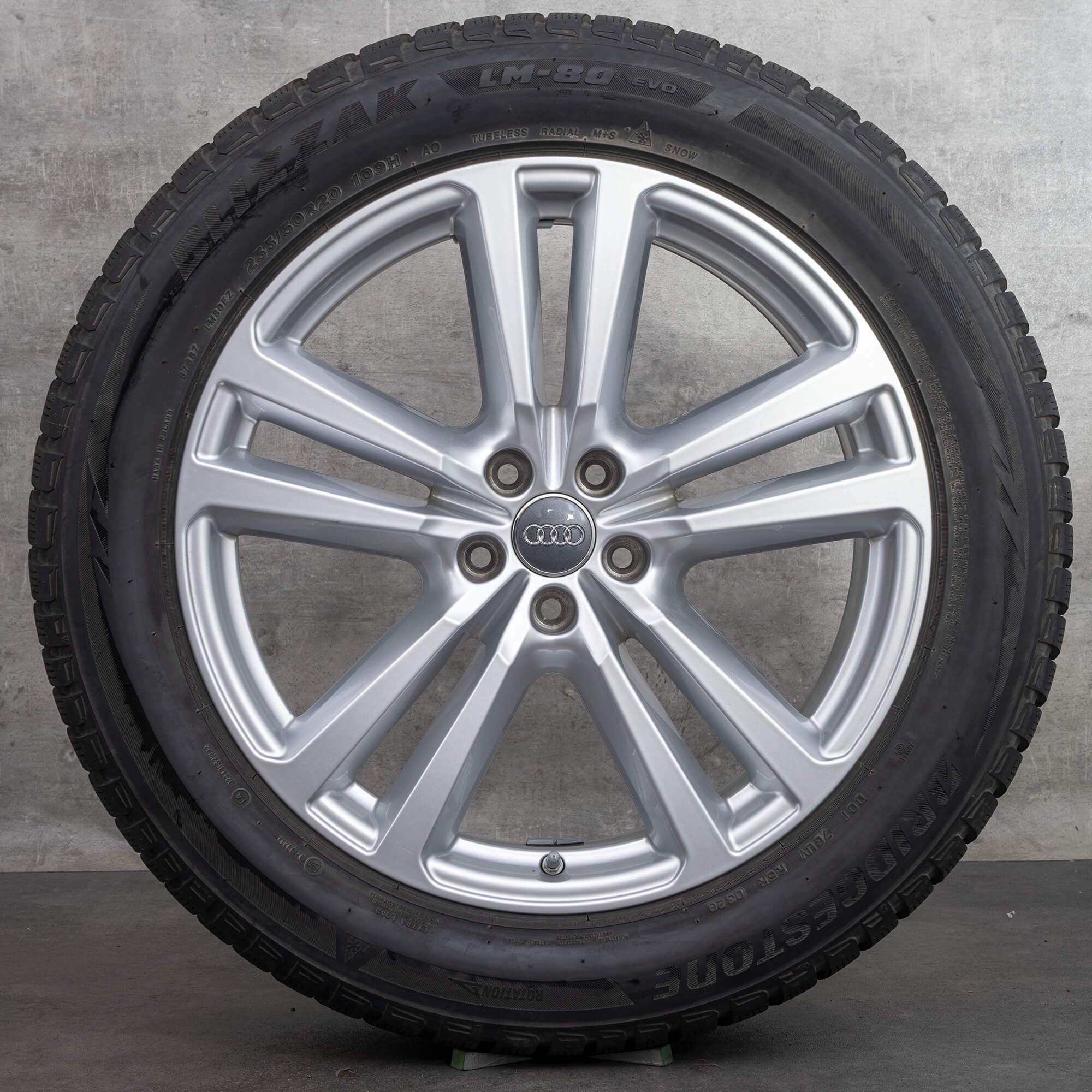 OEM Audi Q7 SQ7 snow tire packages 20 inch 4M rims 4M0601025G DOT 22 silver