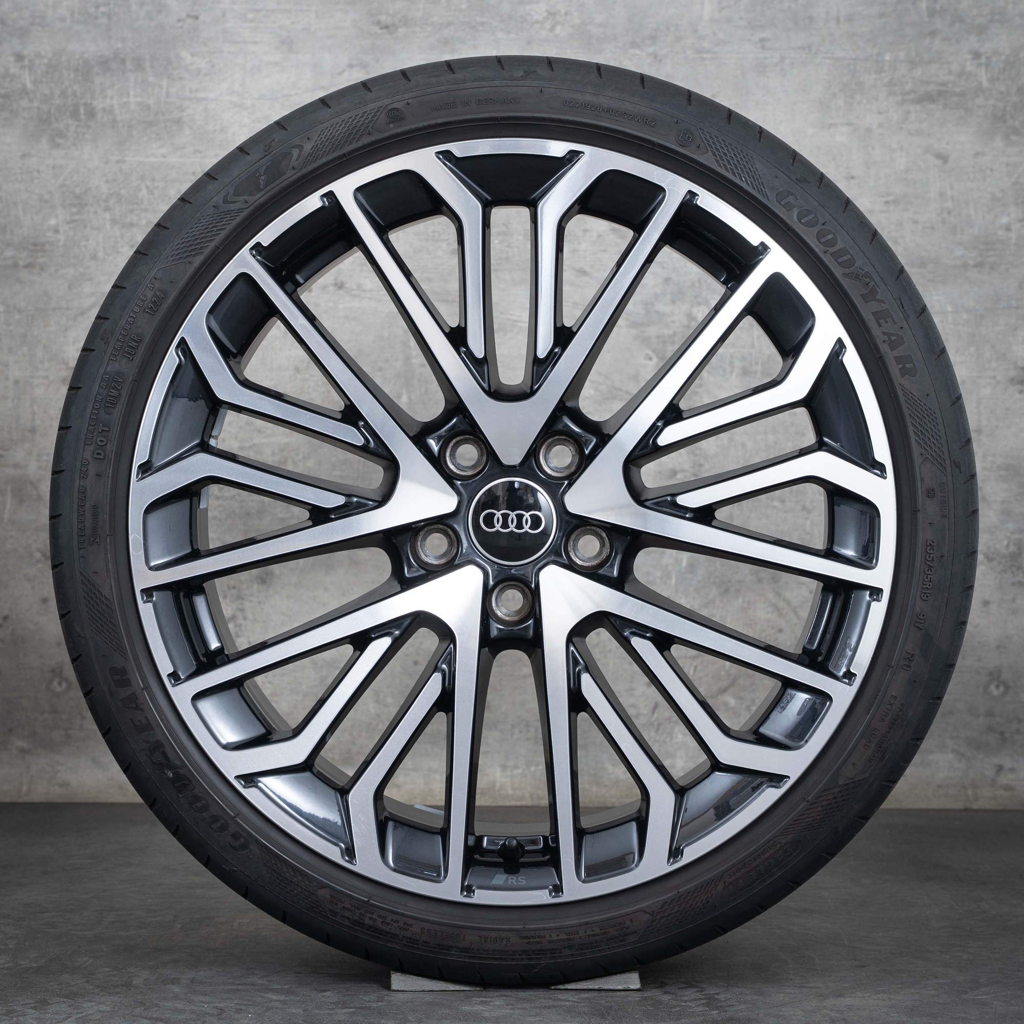 Aidot Audi A3 S3 alkuperäiset vanteet 19 tuuman 8Y kesäpyörät 8Y0601025CN graniitti kiillotettu