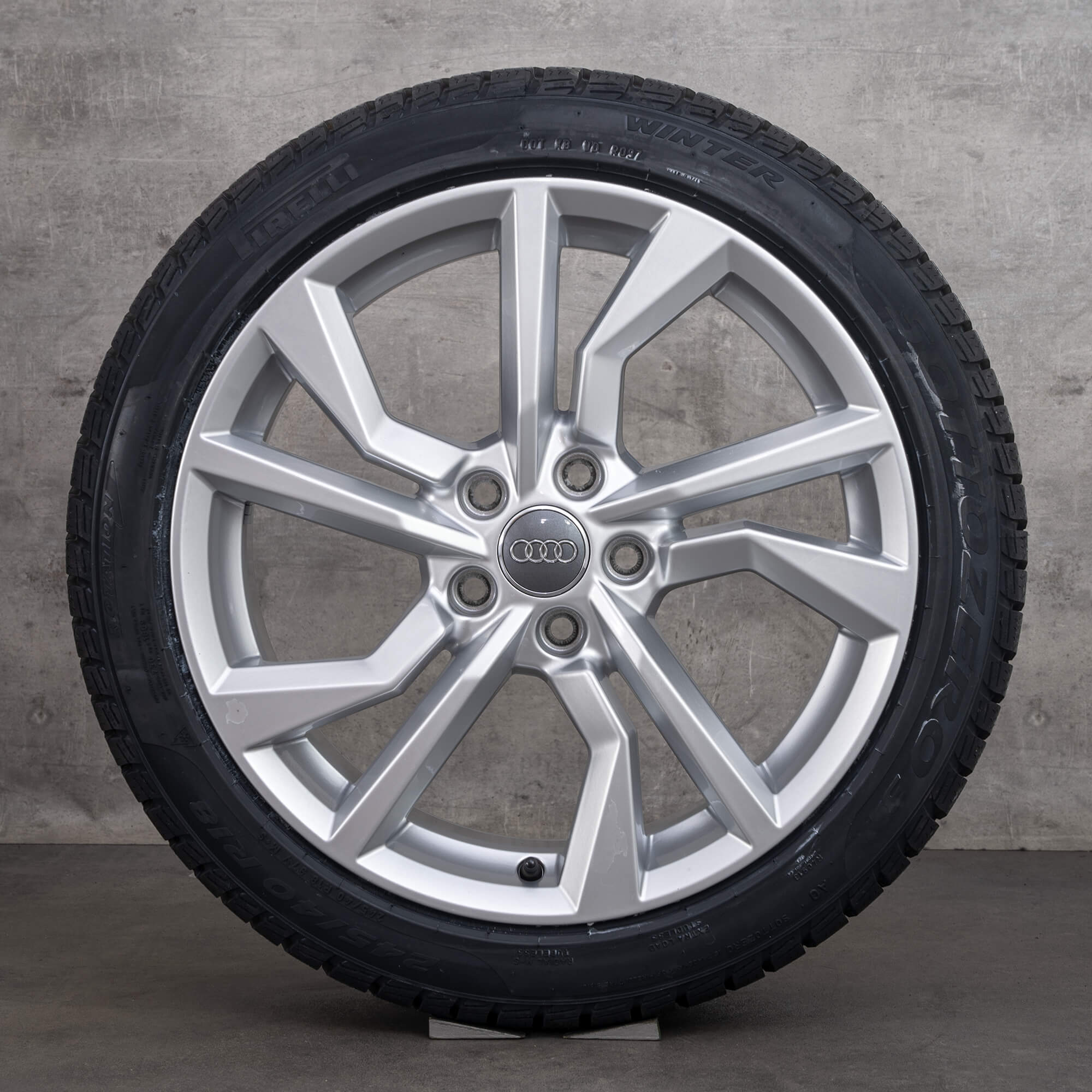 tt20様 Audi TT TTS 8S winter wheels 18 inch rims tires 8S0601025AN