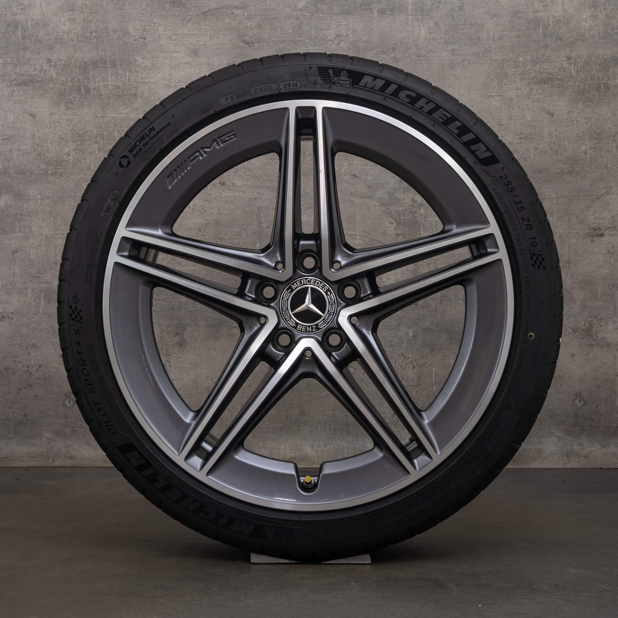 Jantes originais Mercedes Benz CLA 19 polegadas AMG 45 C118