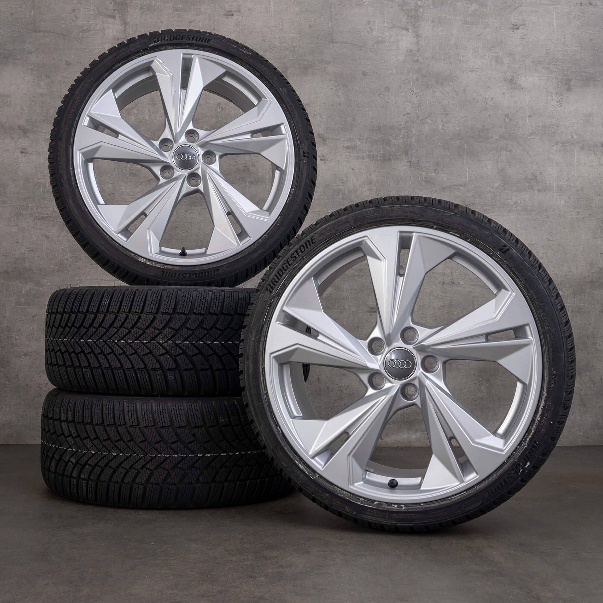 Oem Audi A3 S3 roues hiver 19 pouces 8Y jantes 8Y0601025K argent brillant