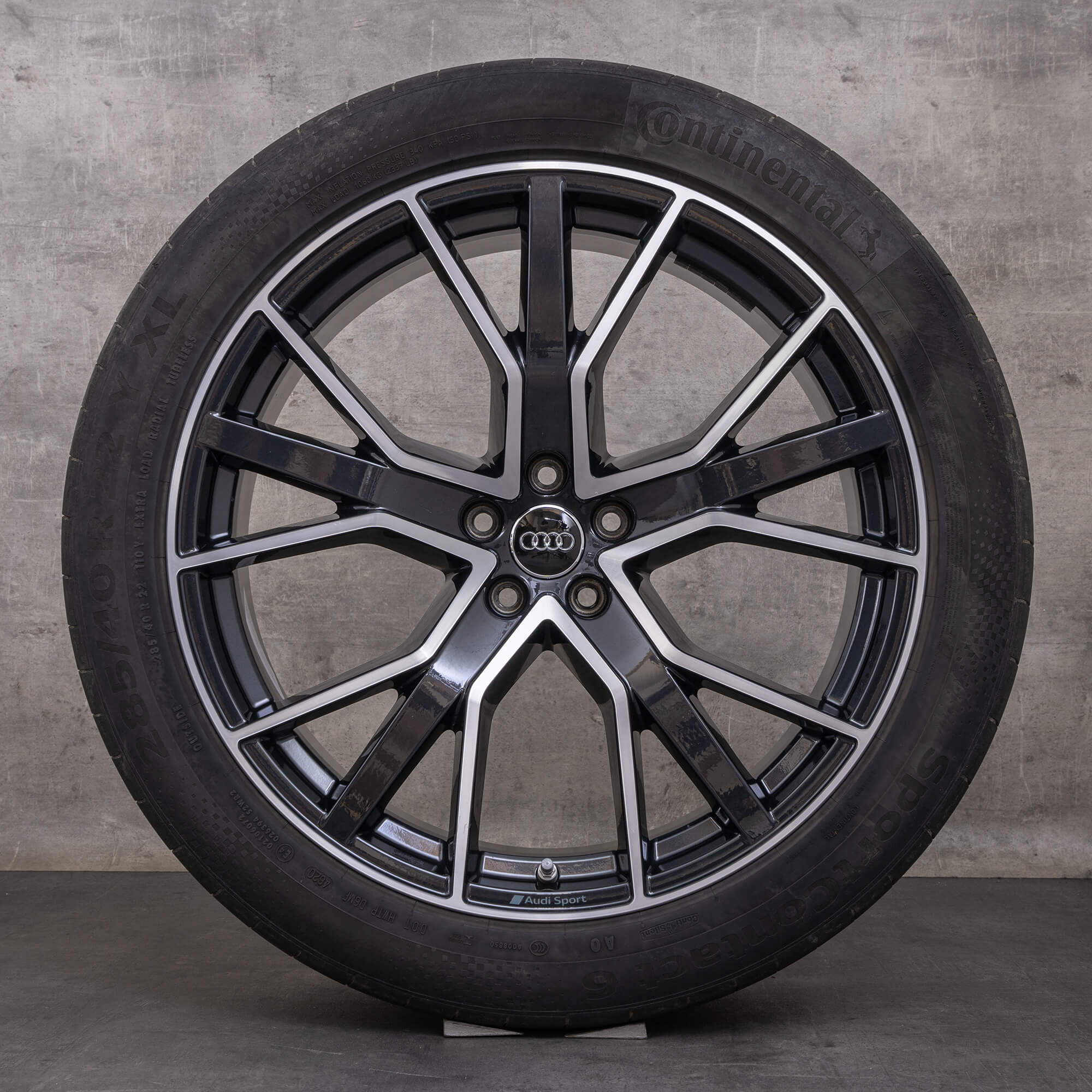OEM Audi Q8 SQ8 snow tire packages 22 inch 4M8 rims 4M8601025Q black metallic polished