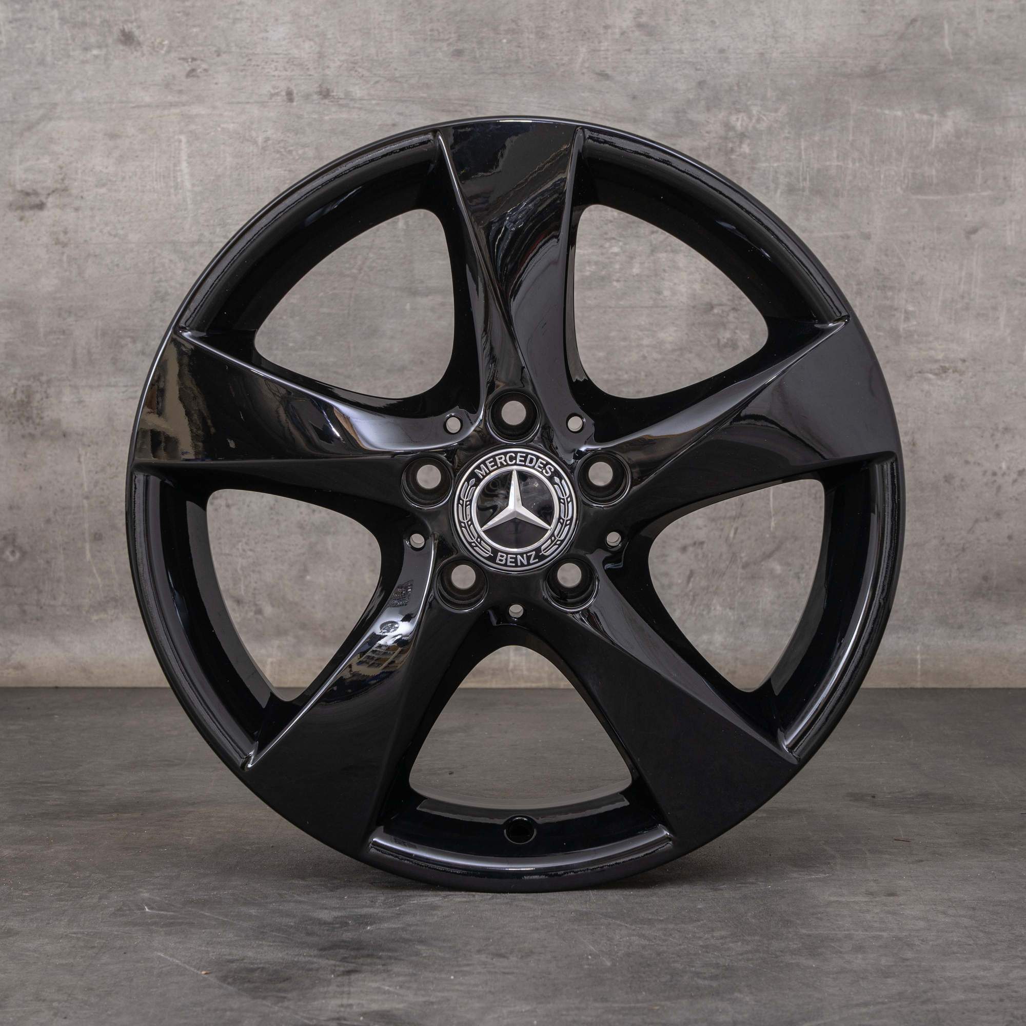Originalní ráfky na auto Mercedes Benz třídy V 17 palců W447 W639 Vito Viano A4474012200 černá lesklá