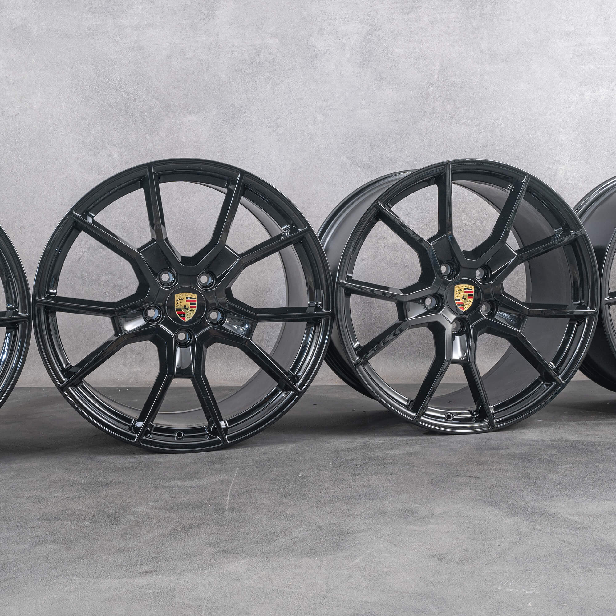 Original Porsche Taycan 21 pouces jantes RS Spyder Design noir 9J1601025BC 041