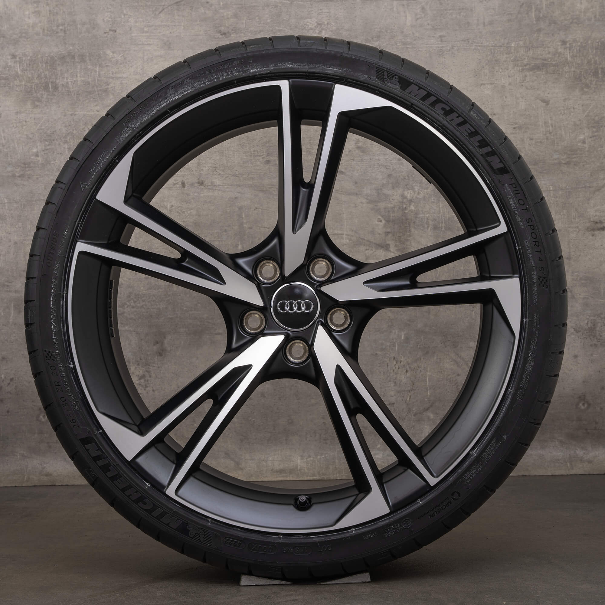 OEM Audi A5 S5 F5 8W B9 20 inch summer tires rims 8W0071490A black NEW