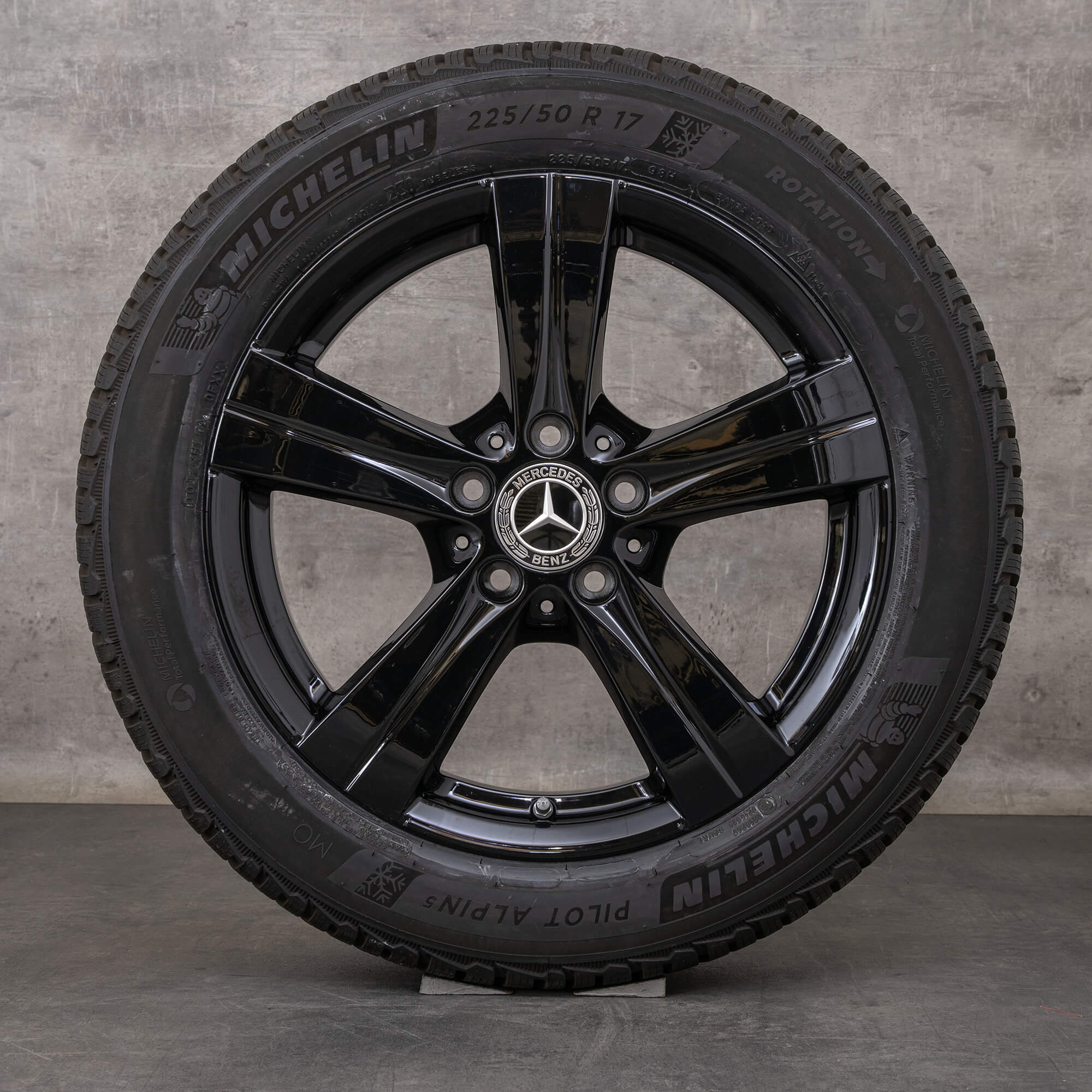 Oryginalał Mercedes Benz Klasa C koła zimowe 17 cali W206 S206 C300 Felgi Hybryda A2064014500 A2064014600 czarny błyszczący