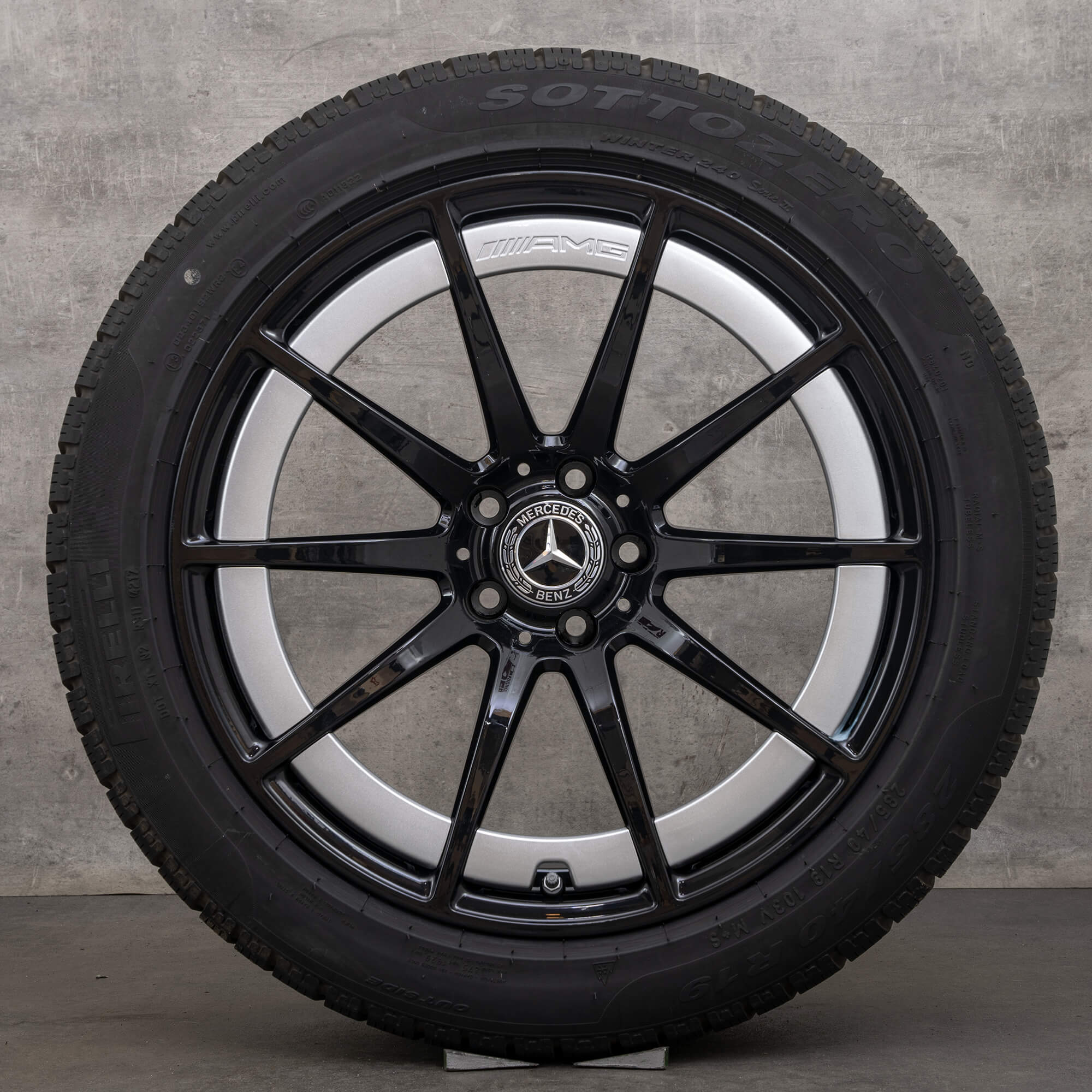 Originale Mercedes Benz GT 43 53 63 & S 4Matic AMG vinterhjul 19 tommers X290 4-dørs felger A2904010000 A2904010100 svart sølv