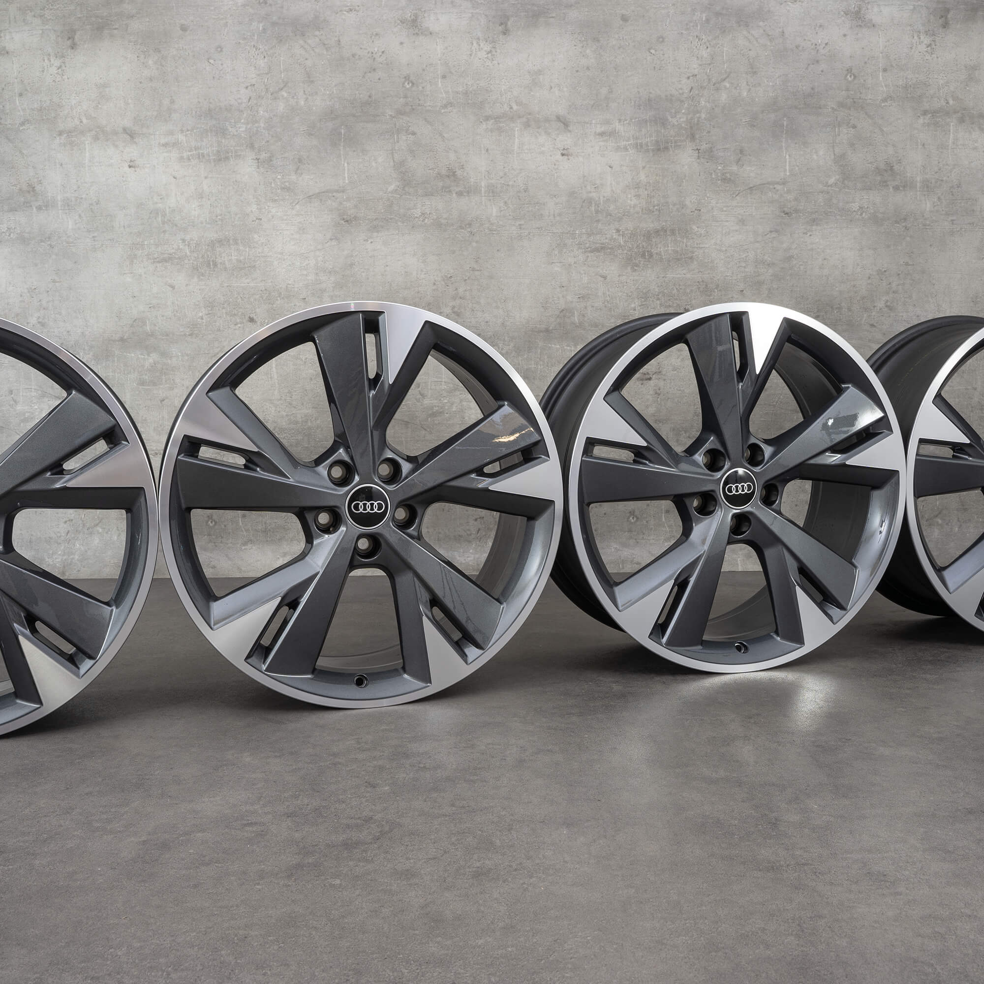 Originale Audi Q4 e-tron felger 20 tommers Sportback aluminiumsfelger 89AQ6901025AR 89A601025AS grafittgrå blanke snudd NY
