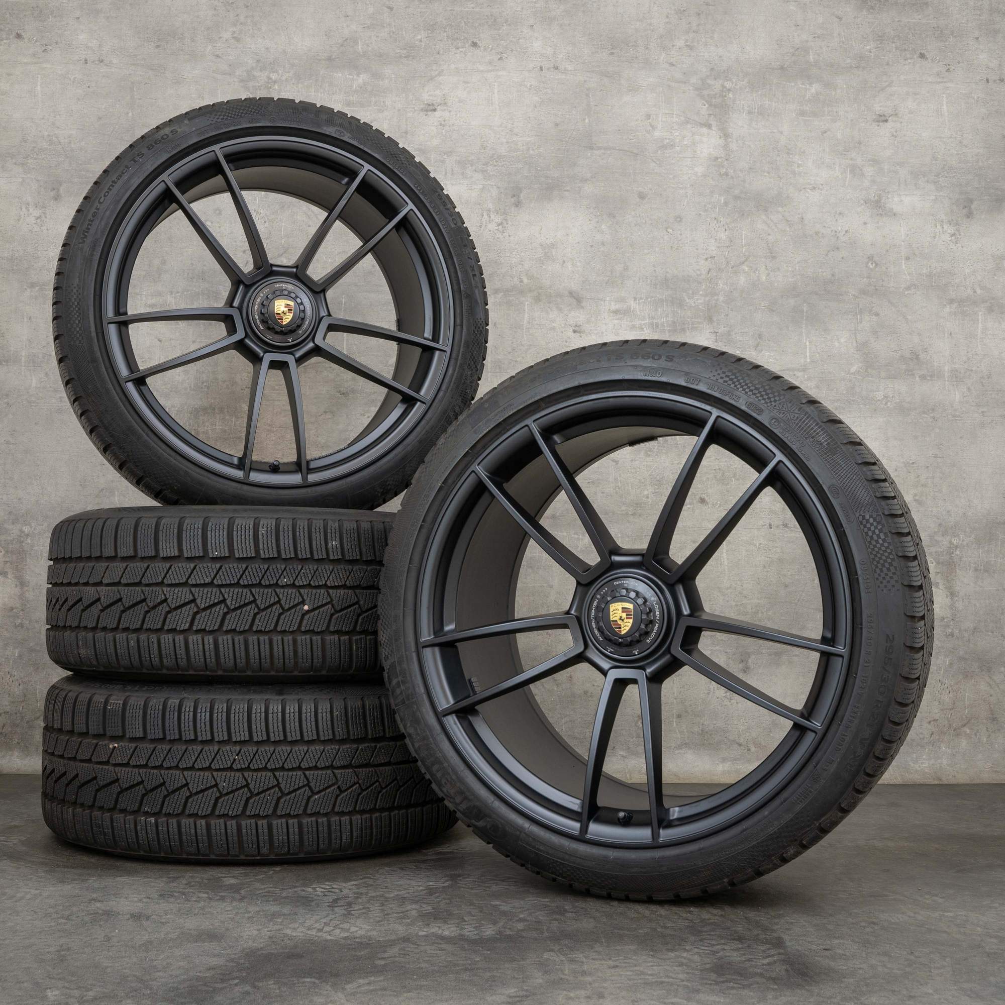 Jantes e pneus inverno originais Porsche 992 I 20 21 polegadas GTS 4 Targa jantes 992044602BA Turbo S roda preto mate