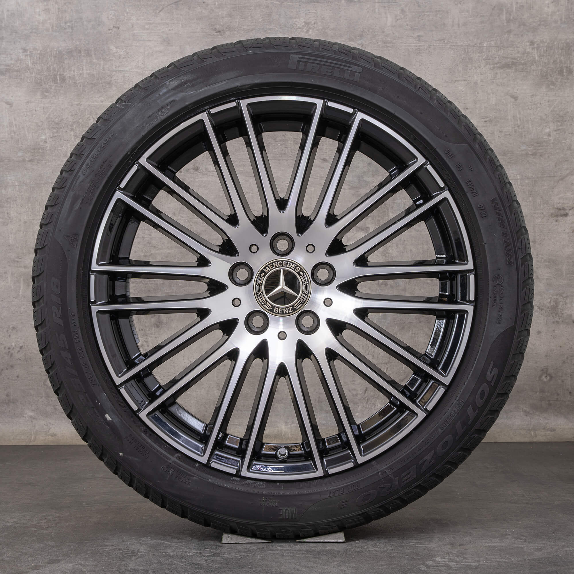 Alkuperäiset Mercedes Benz C-sarjan talvirenkaat 18 tuuman W206 S206 vanteet A2064014900 musta kiillotettu