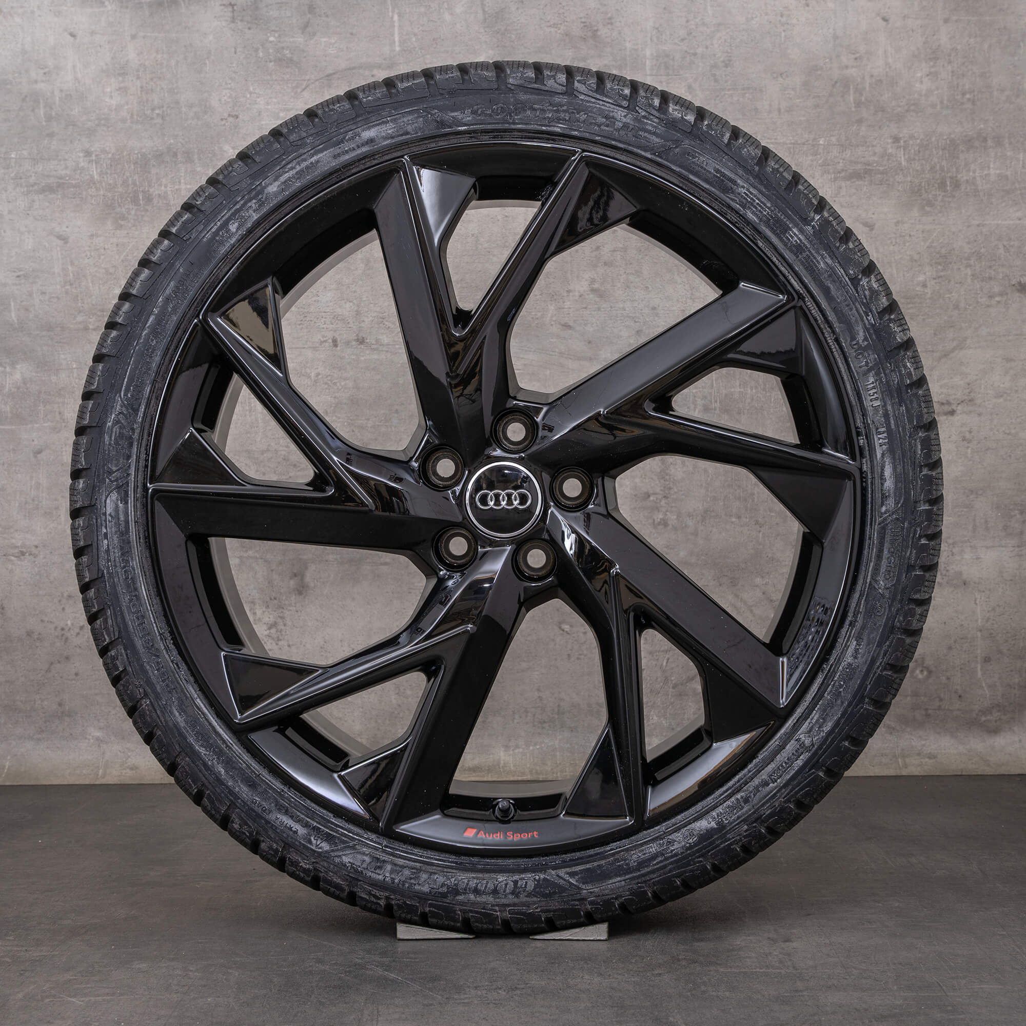 Jantes d'origine Audi RSQ3 21 pouces F3 pneus été jantes 83A601025AE Trigon Design noir brillant