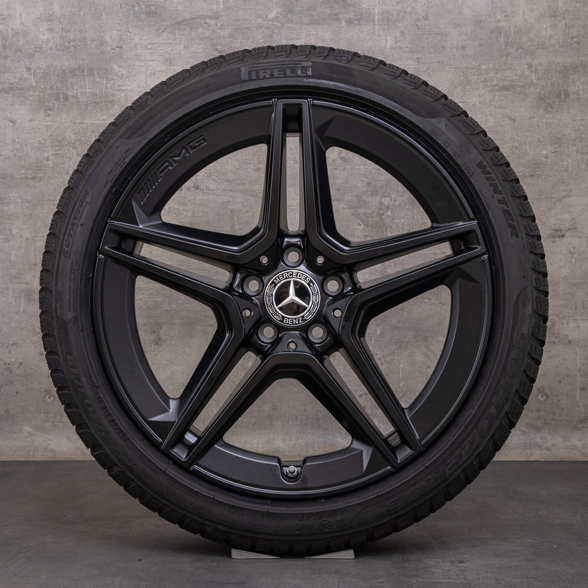 Alkuperäiset Mercedes Benz CLS AMG talvirenkaat 19 tuuman C257 vanteet A2574011500 musta matta