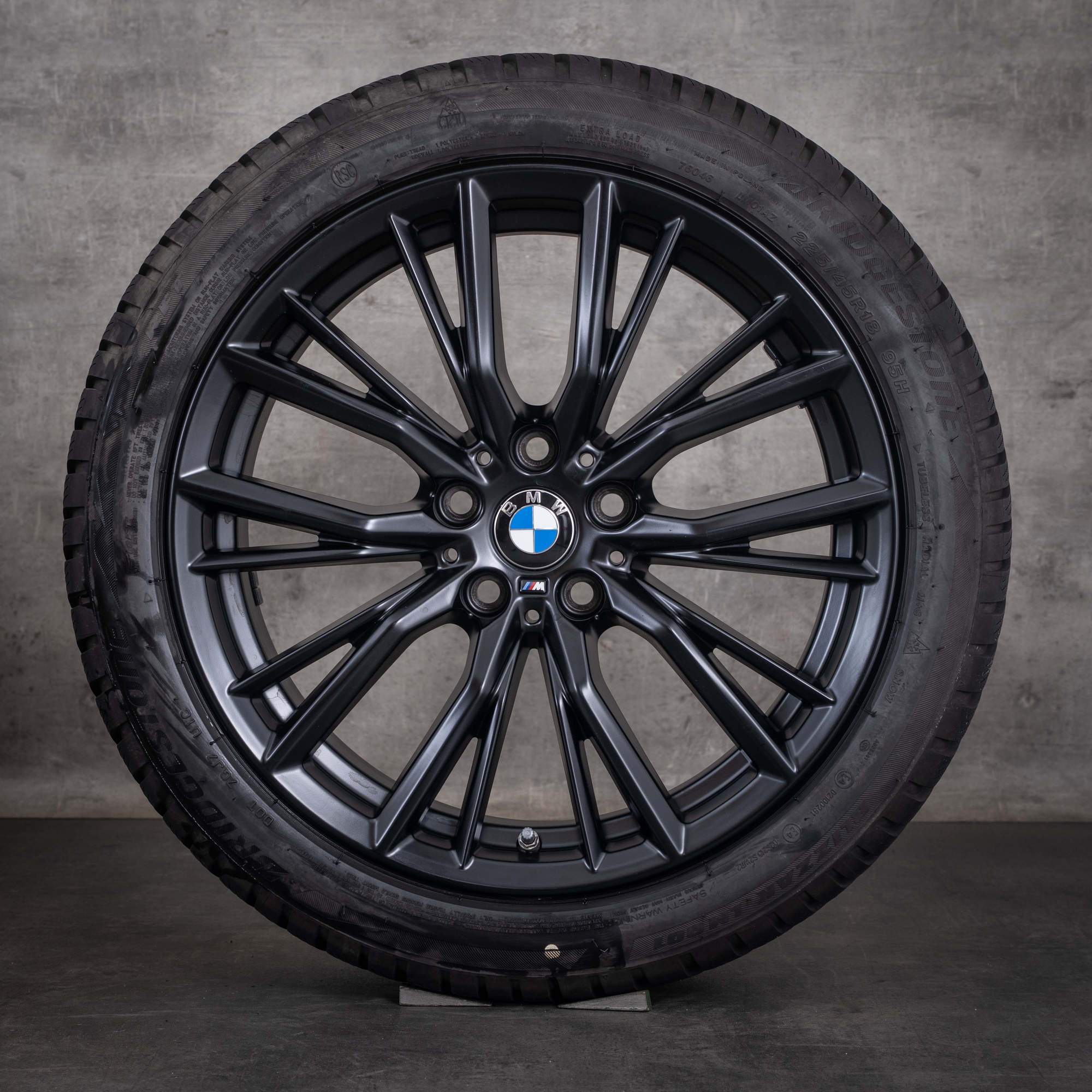 Original BMW 3er Winterräder 18 Zoll G20 G21 Felgen Styling 796 M 6885305 jet black matt - Rad 4 von 4