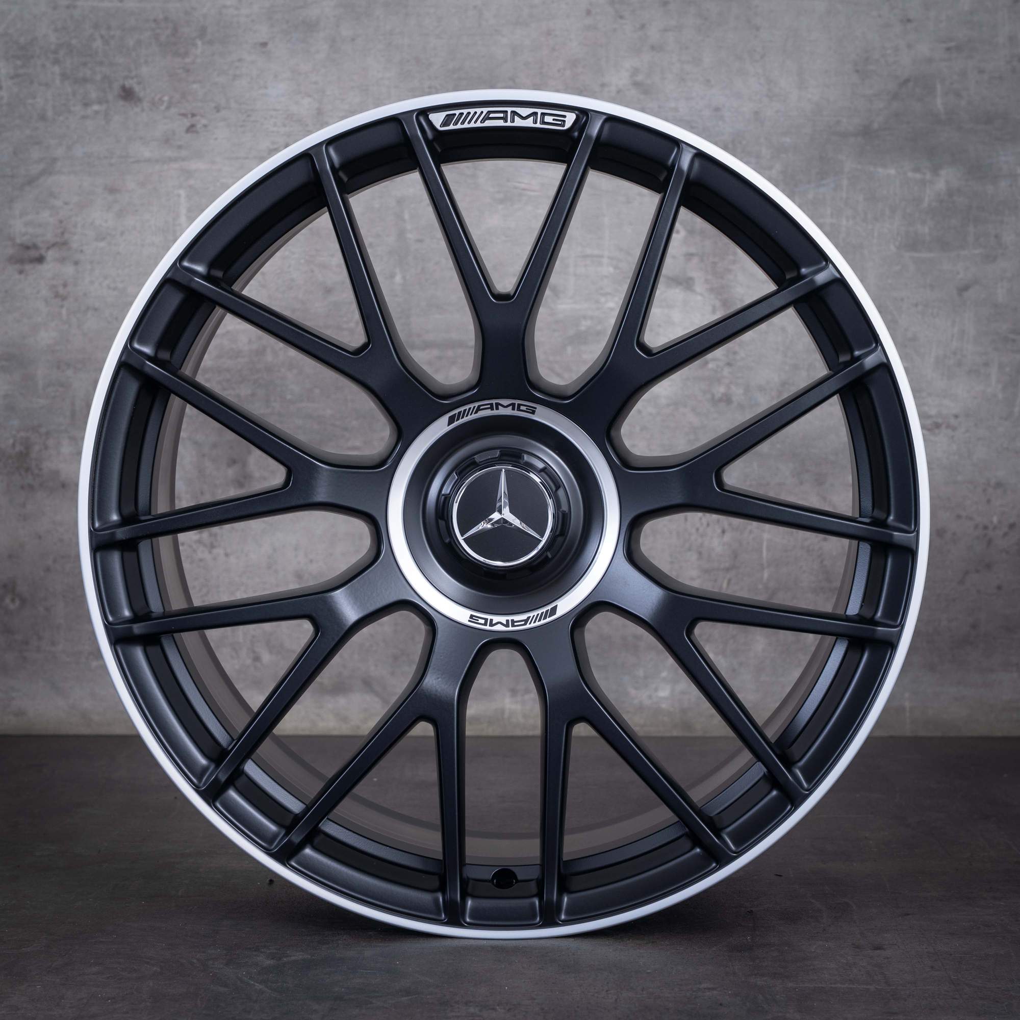 Jante originale Mercedes-Benz Clasa C C63 & S AMG de 19 inci W205 S205 A2054011700 A2054011800 negru mat diamantate NOI