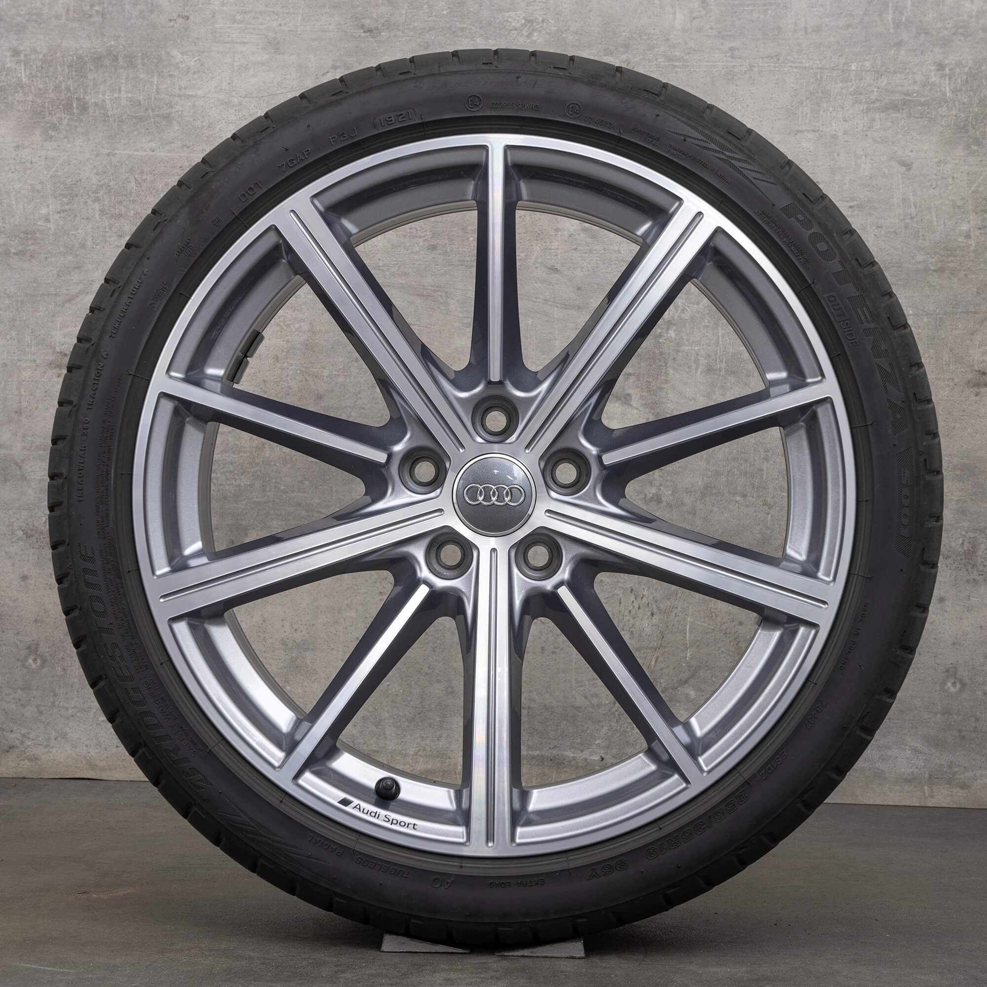 Audi A5 S5 F5 Sommerräder 19 Zoll Felgen Sommerreifen 8W0601025EN