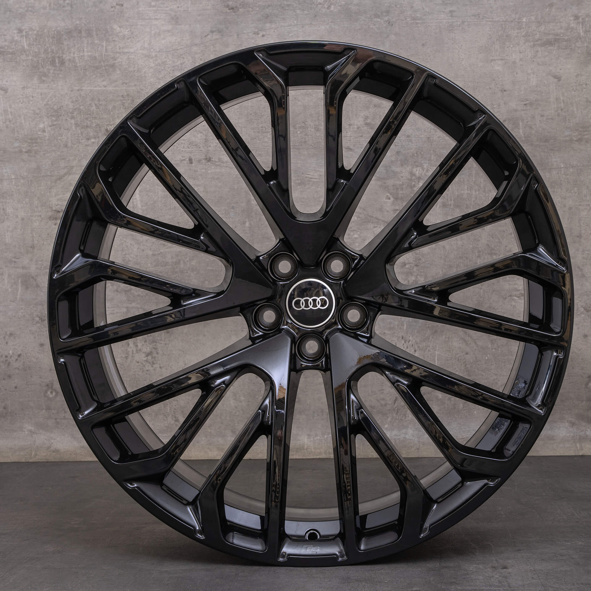 Originale Audi Q8 SQ8 cerchi 23 pollici 4M8 4M8601025BN nero lucido NUOVO