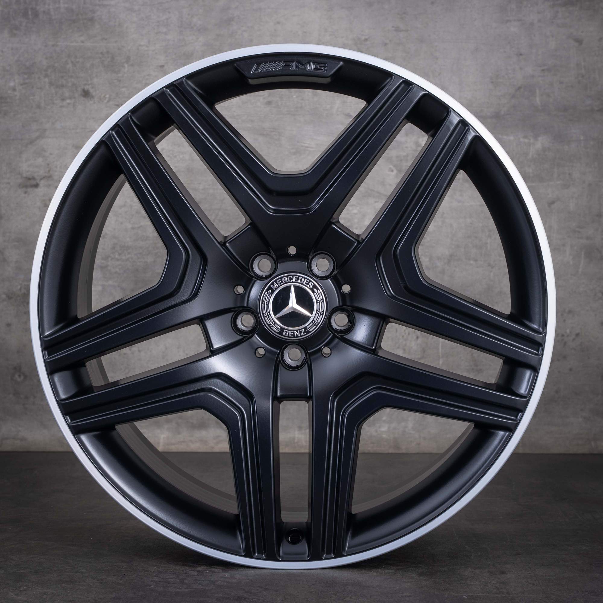 Mercedes-Benz GL GLS & 63 AMG fælge 21 tommer W166 A1664011400 mat sort kant med diamond cut-polering - fælg 2 af 4