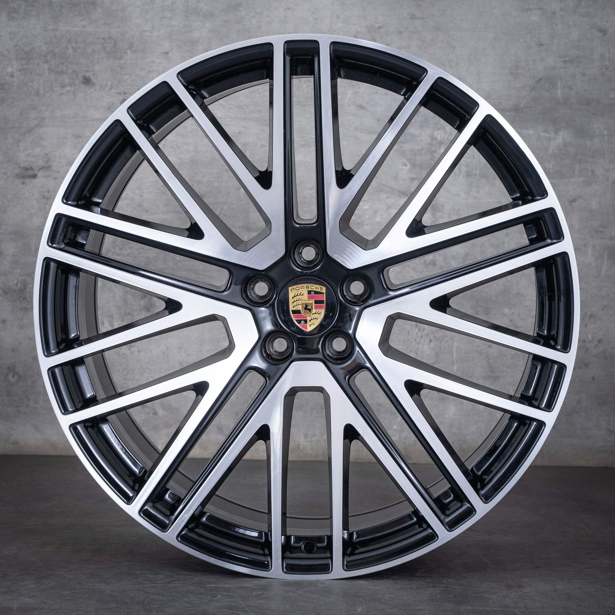 Oryginalne felgi Porsche Macan 21 cali III 95B601025GA 95B601025GB czarne polerowane