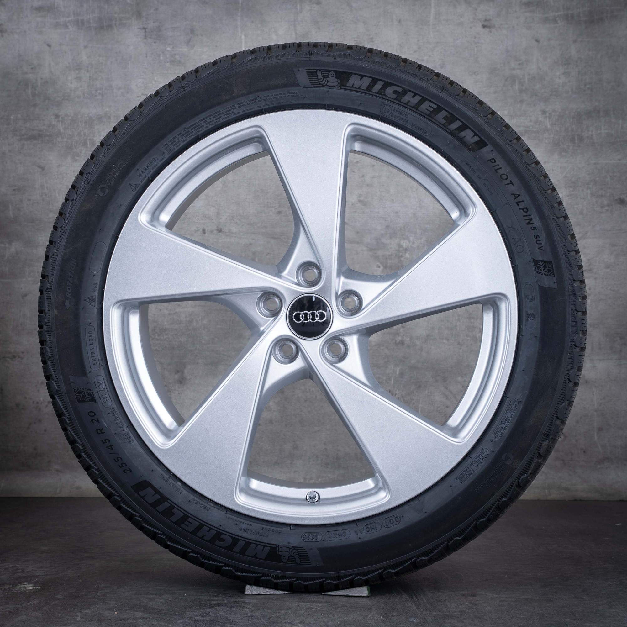 OEM Audi Q5 SQ5 winter wheels 20 inch FY GU rims 8MA601025G silver glossy