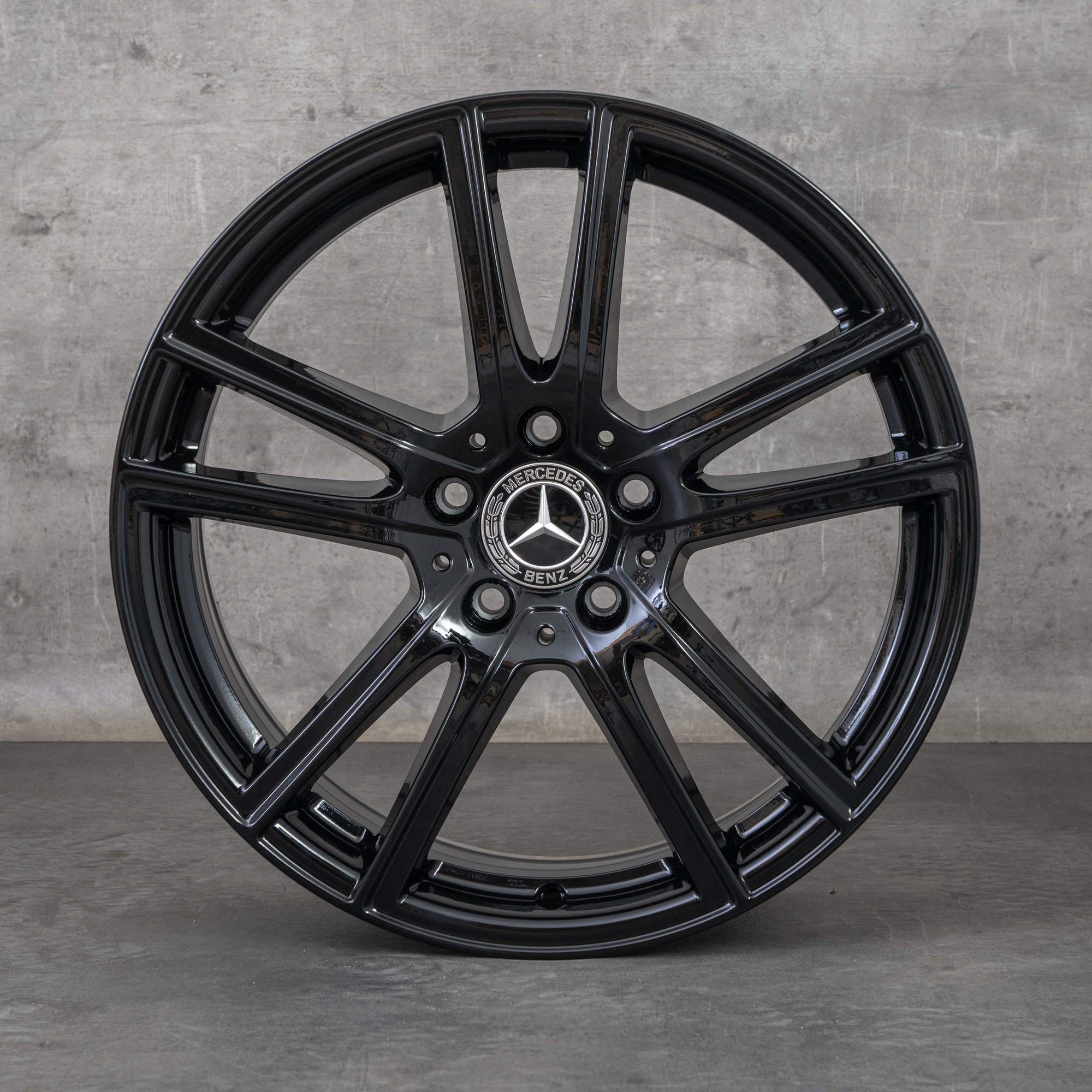 Alkuperäiset Mercedes Benz GLC vanteet 18 tuuman X254 A2544014600 musta kiiltävä maalattu.